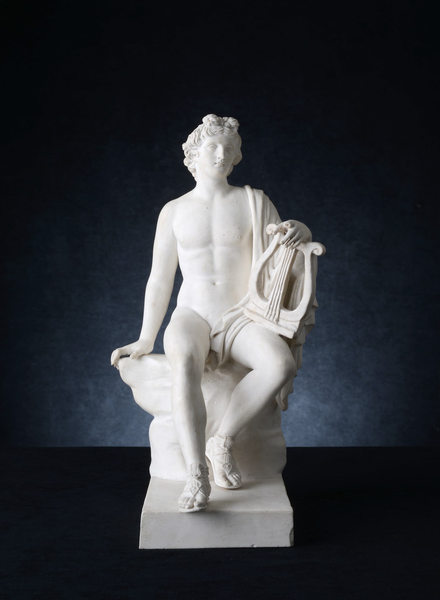 Giovanni Volpato (Angarano di Bassano 1735 - Roma 1803) "Apollo Citaredo", 1786-1790 circa. Biscuit, h 30 cm 