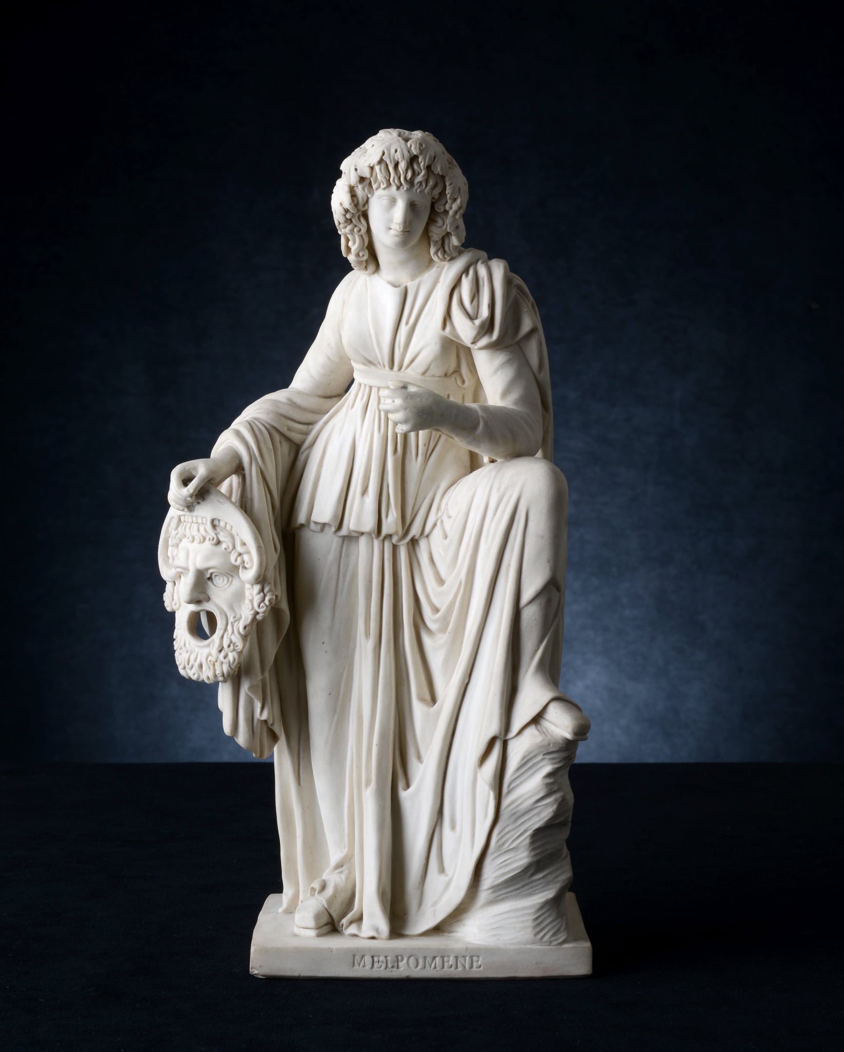 Giovanni Volpato (Angarano di Bassano 1735 - Roma 1803) "La Musa Melpomene", 1786-1790 circa. Biscuit, h 26,5 cm 