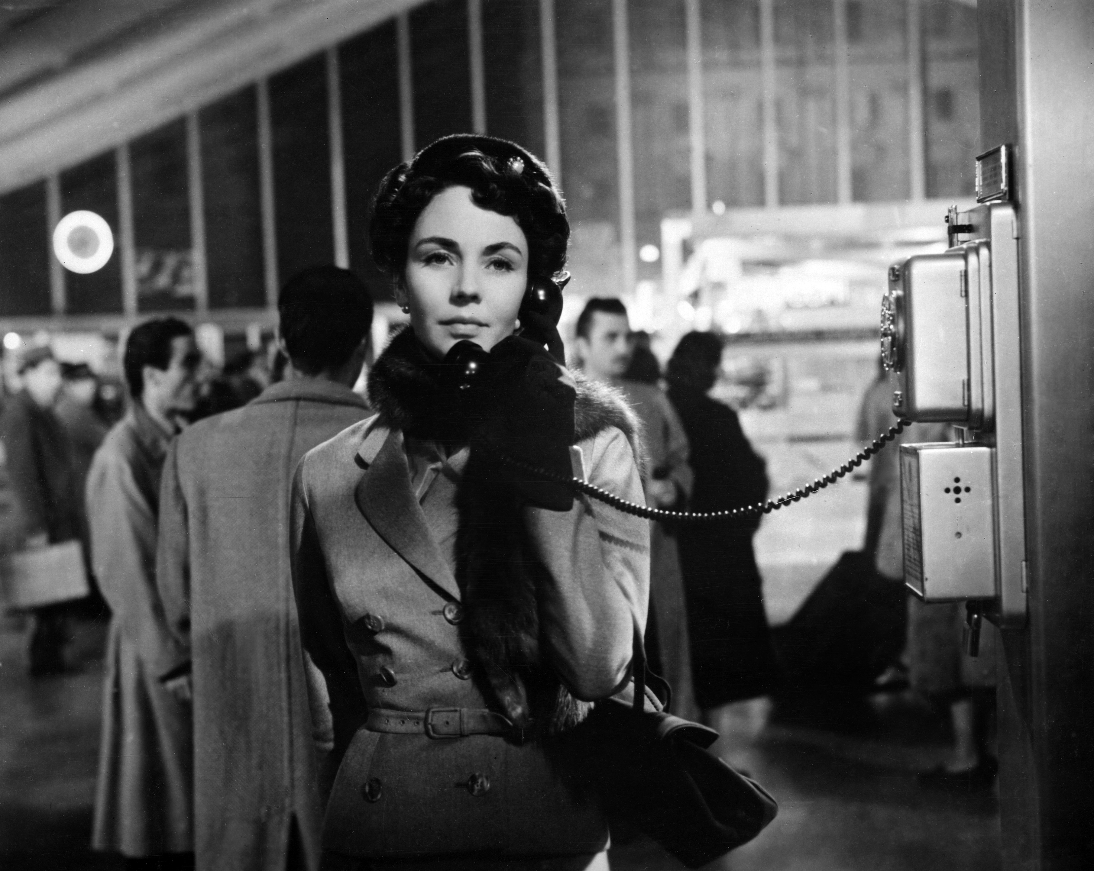 1953. Fotogramma tratto dal film Stazione Termini di Vittorio De Sica, con Jennifer Jones © Foto Contrasto