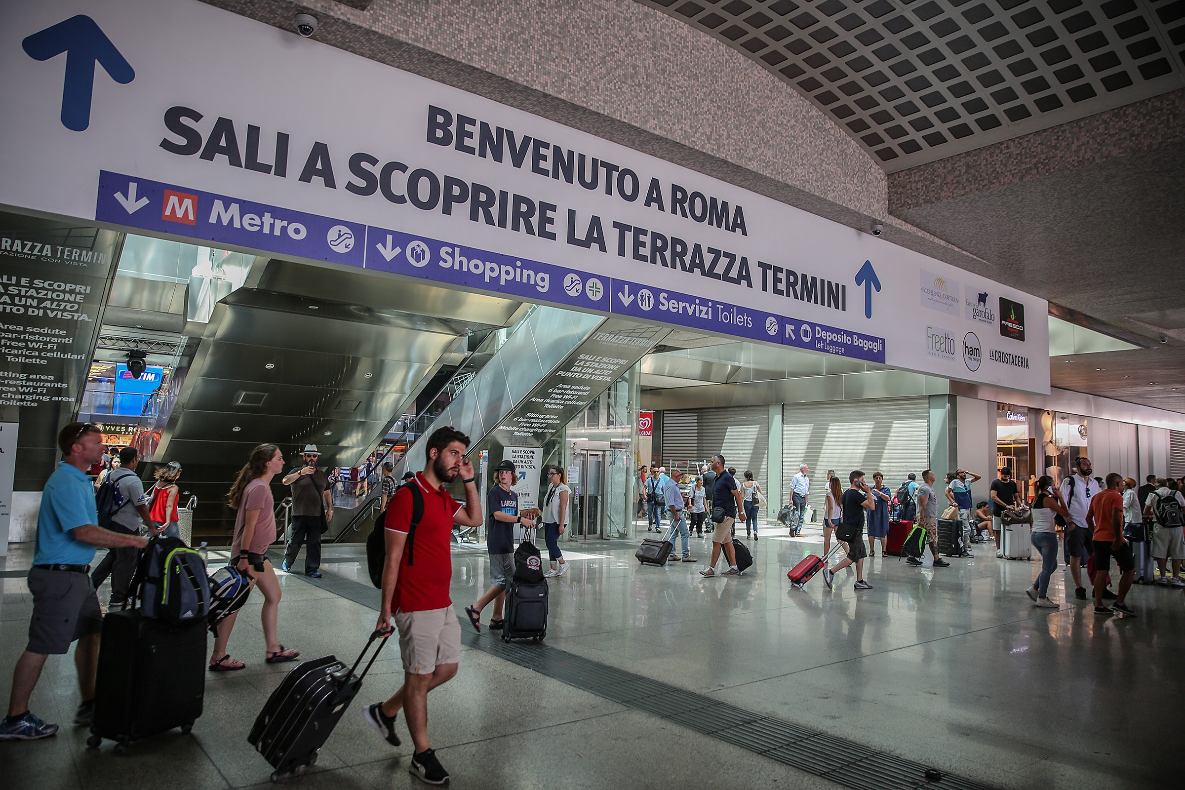 2016. Atrio Stazione Termini con accesso alla Terrazza © Foto Contrasto