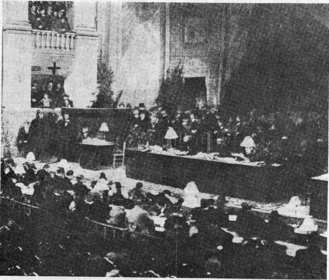 Congressisti durante una sessione di lavoro