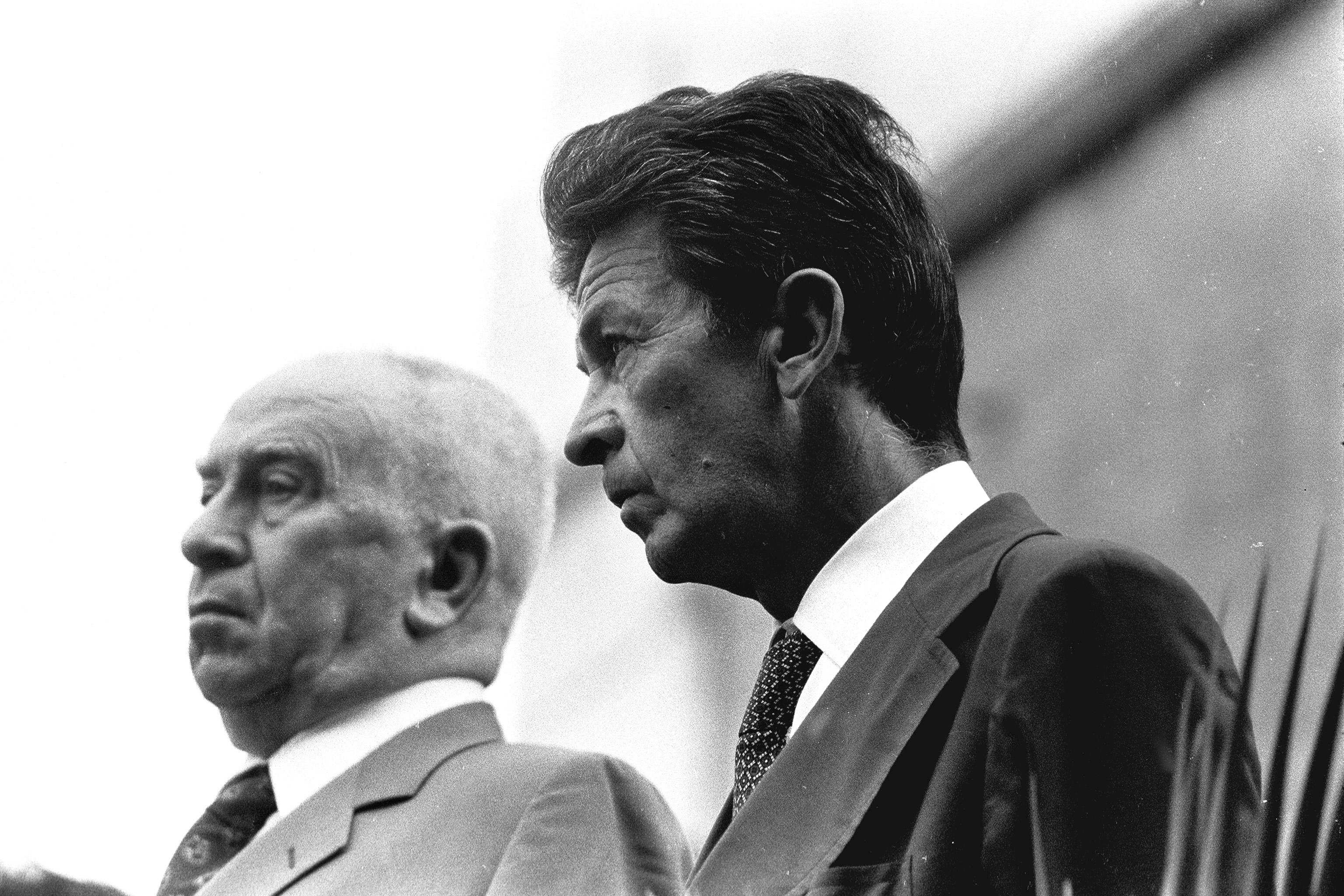 Luigi Longo ed Enrico Berlinguer, rispettivamente segretari del Partito comunista dal 1964 al 1972 e dal 1972 al 1984
