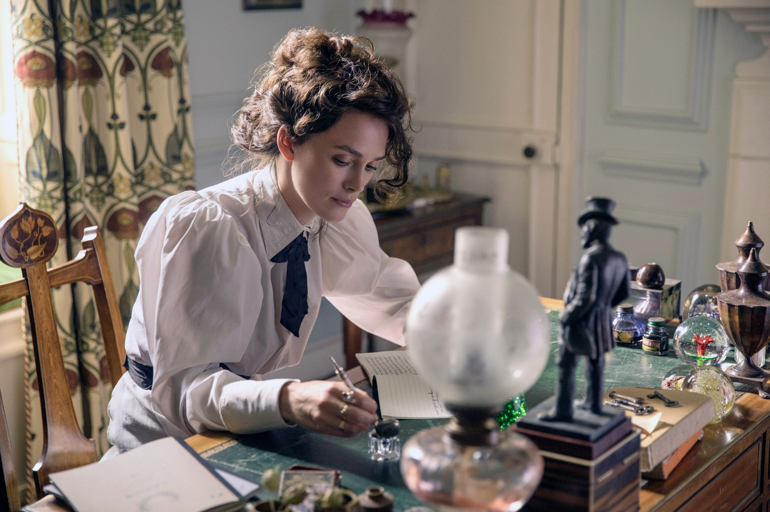 "Colette" (2018) di Wash Westmoreland, con Keira Knightley