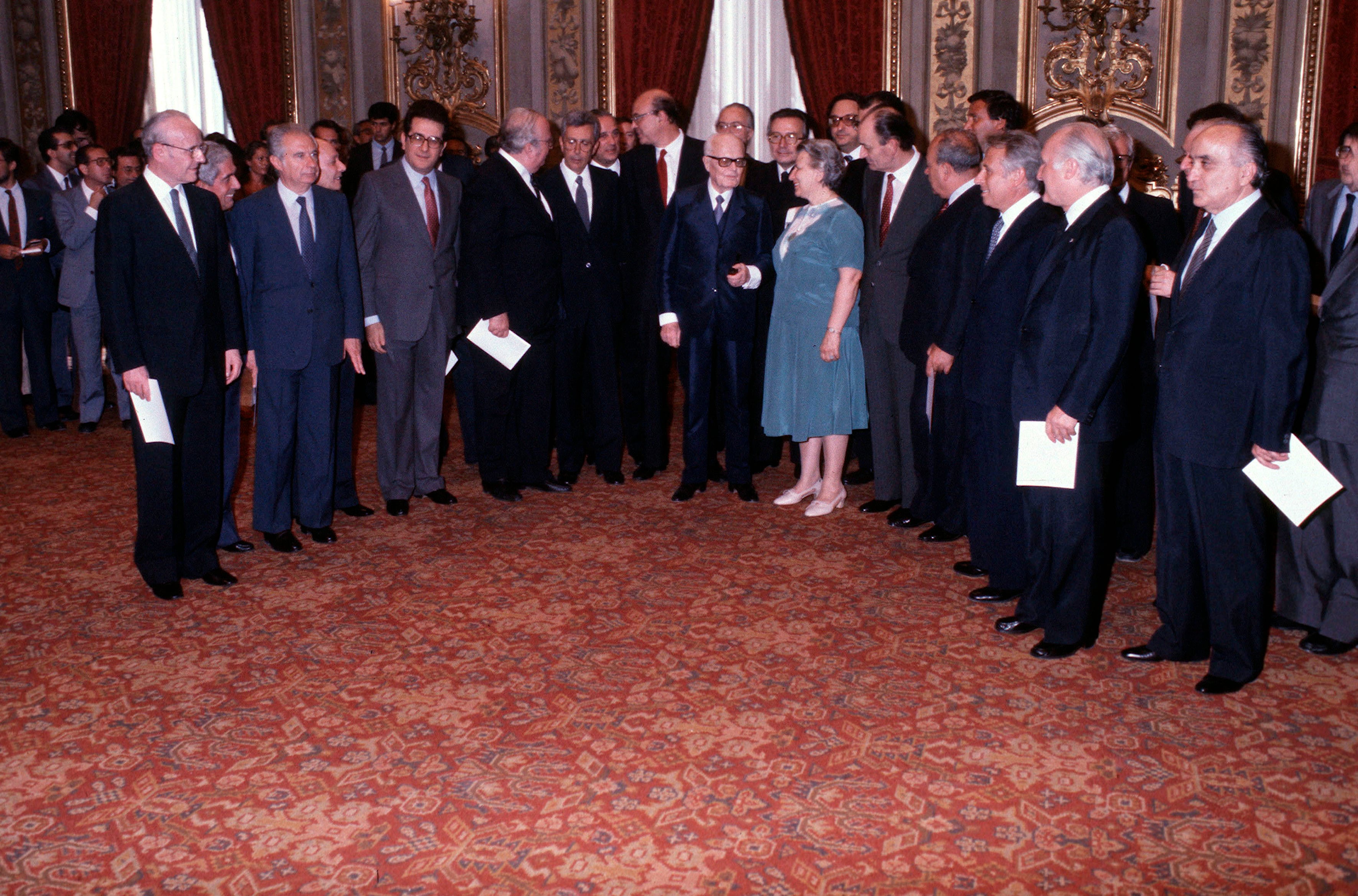 4 agosto 1983, giuramento al Quirinale del primo governo Craxi