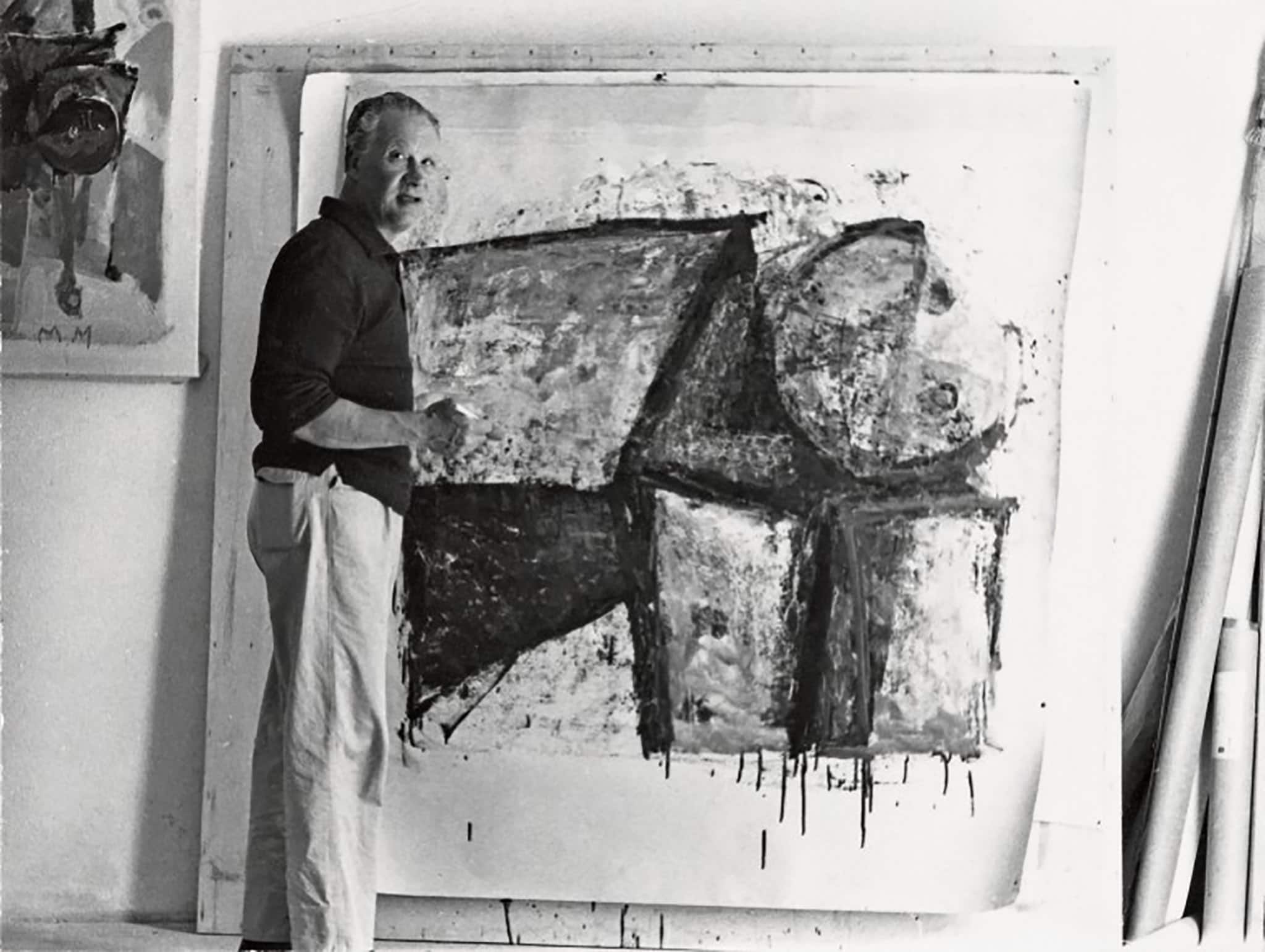 Nel suo studio a Forte dei Marmi, 1963