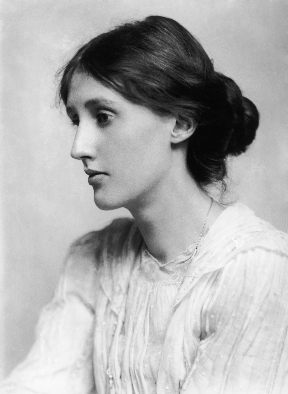 Virginia Woolf su James Joyce - "[L’Ulisse è] l’opera di un nauseabondo studente universitario che si schiaccia i brufoli"