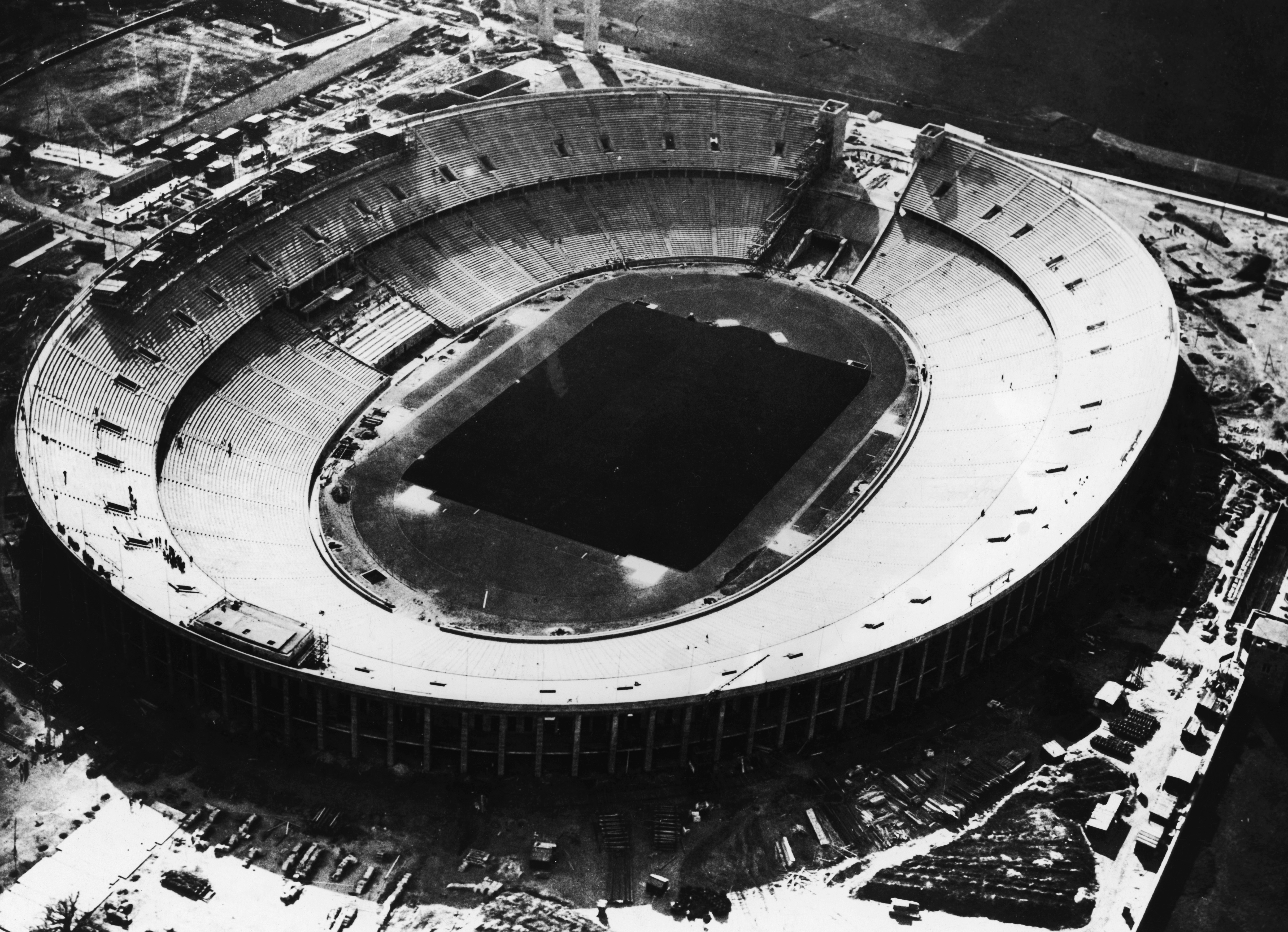 Immagine aerea dello Stadio Olimpico di Berlino, L'Olimpyastadion, costruito appositamente per le Olimpiadi del 1936