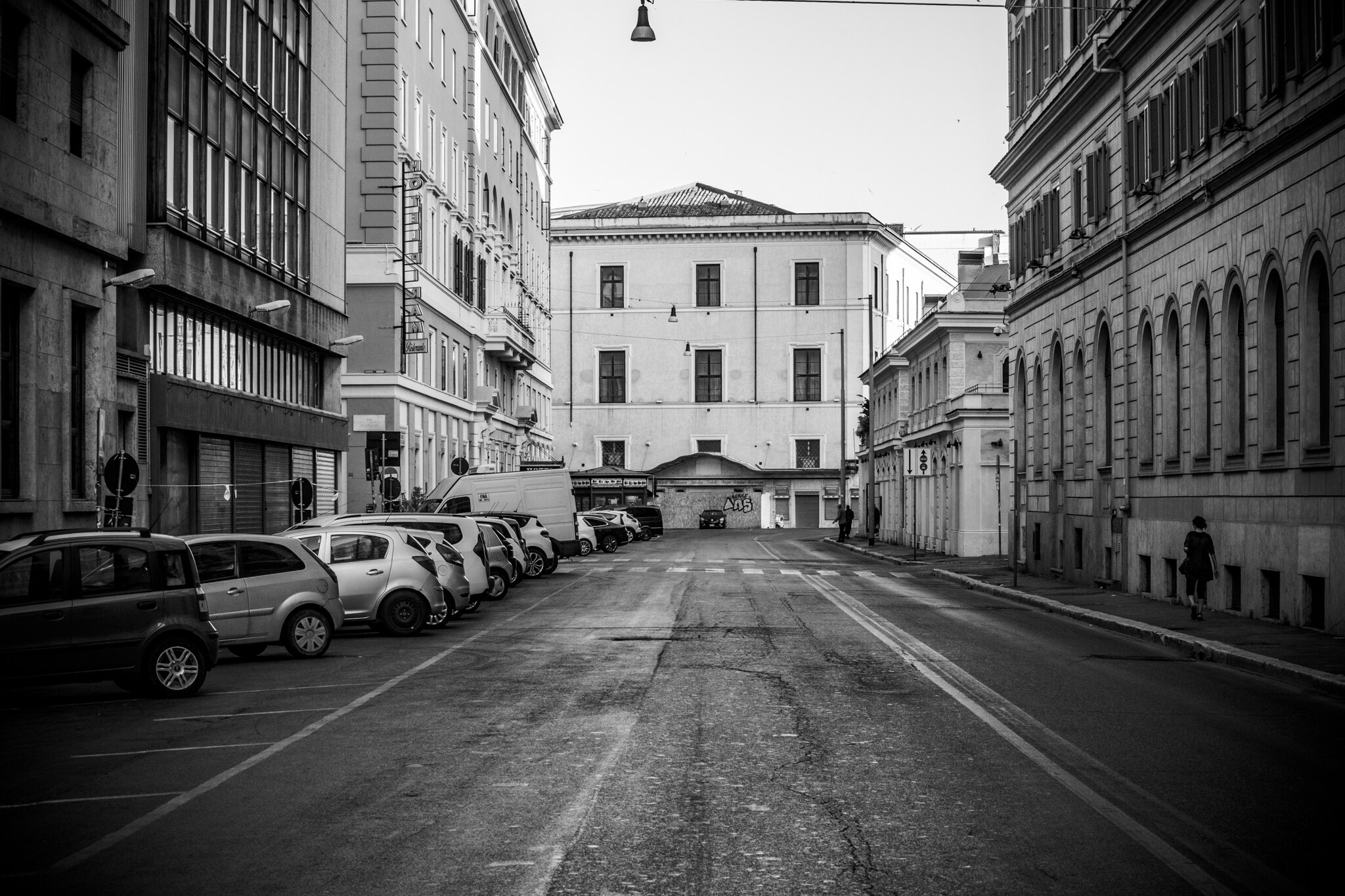 #17 dalla serie “Chiusa per Ferie” © Giovanni De Angelis, 2019. Fine art print su carta cotone 50x70 edizioni di 3 