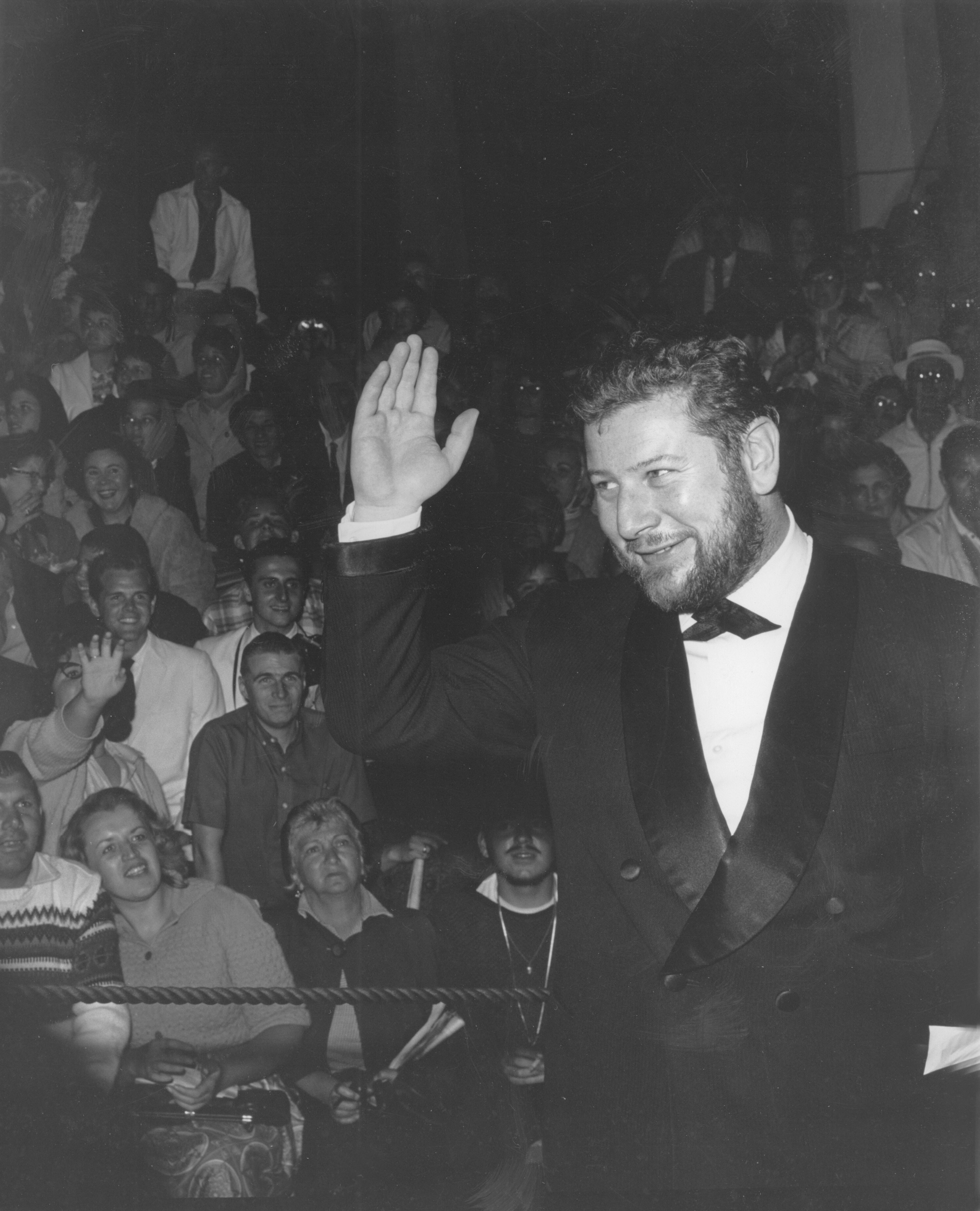 Alla cerimonia degli Oscar nel 1961. Ustinov vinse la statuina per l'interpretazione di Lentulo Batiatus nel kolossal di Kubrick "Spartacus"