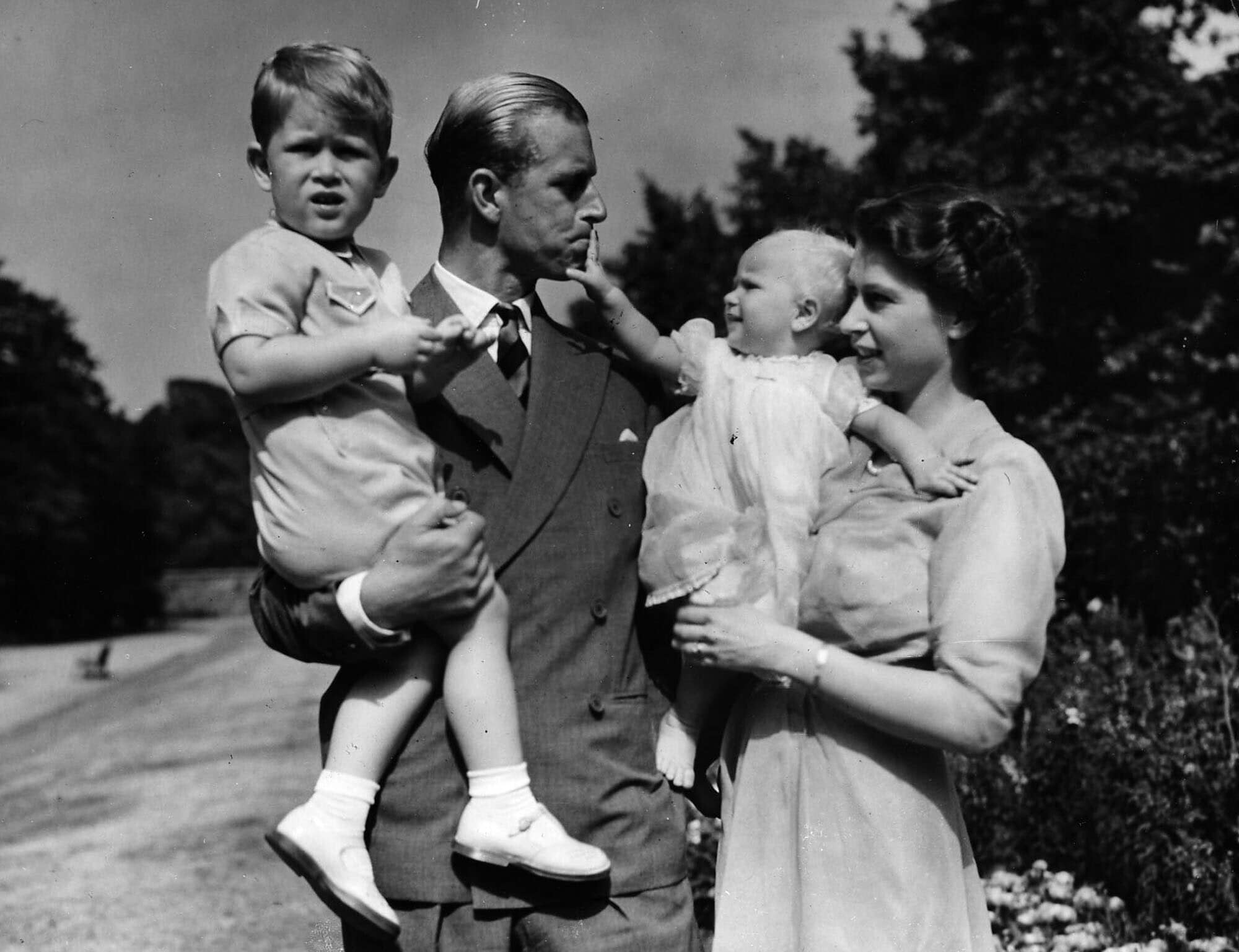 Nel 1951, con i figli Carlo e Anna