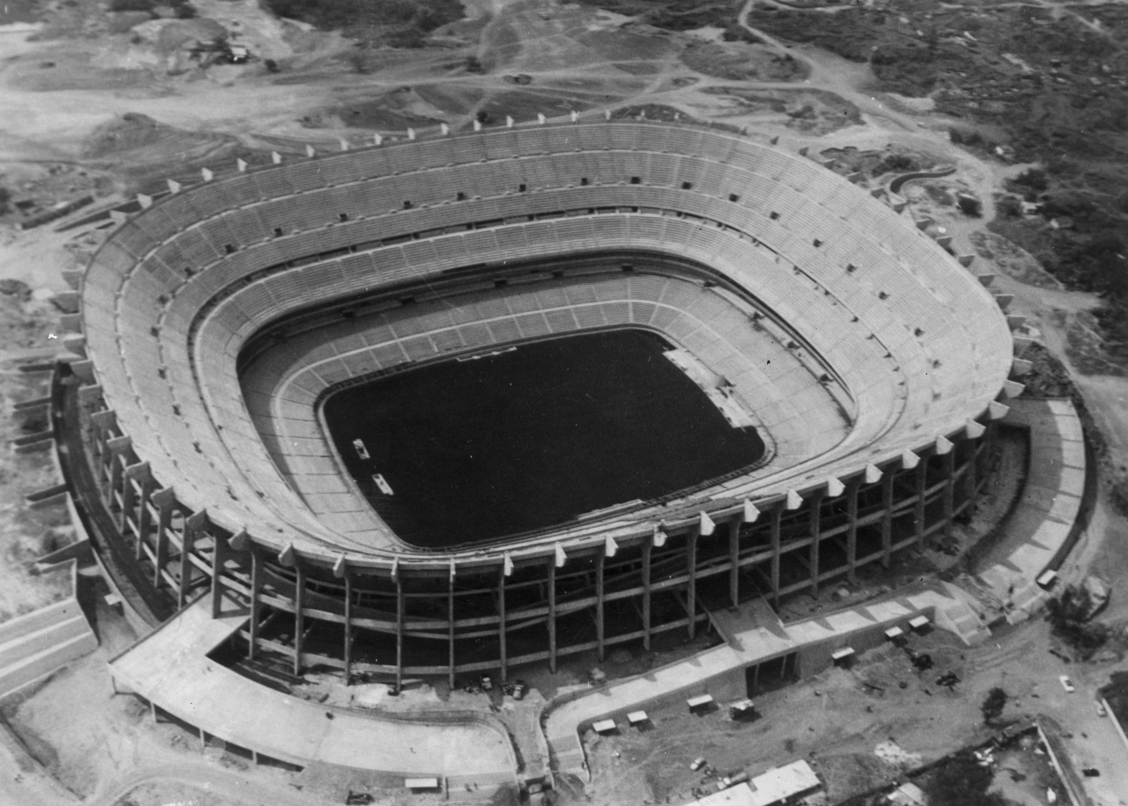 Lo stadio Azteca di Città del Messico, costruito nel 1966 per ospitare il torneo olimpico di calcio, che diventa negli anni teatro di grandi eventi sportivi
