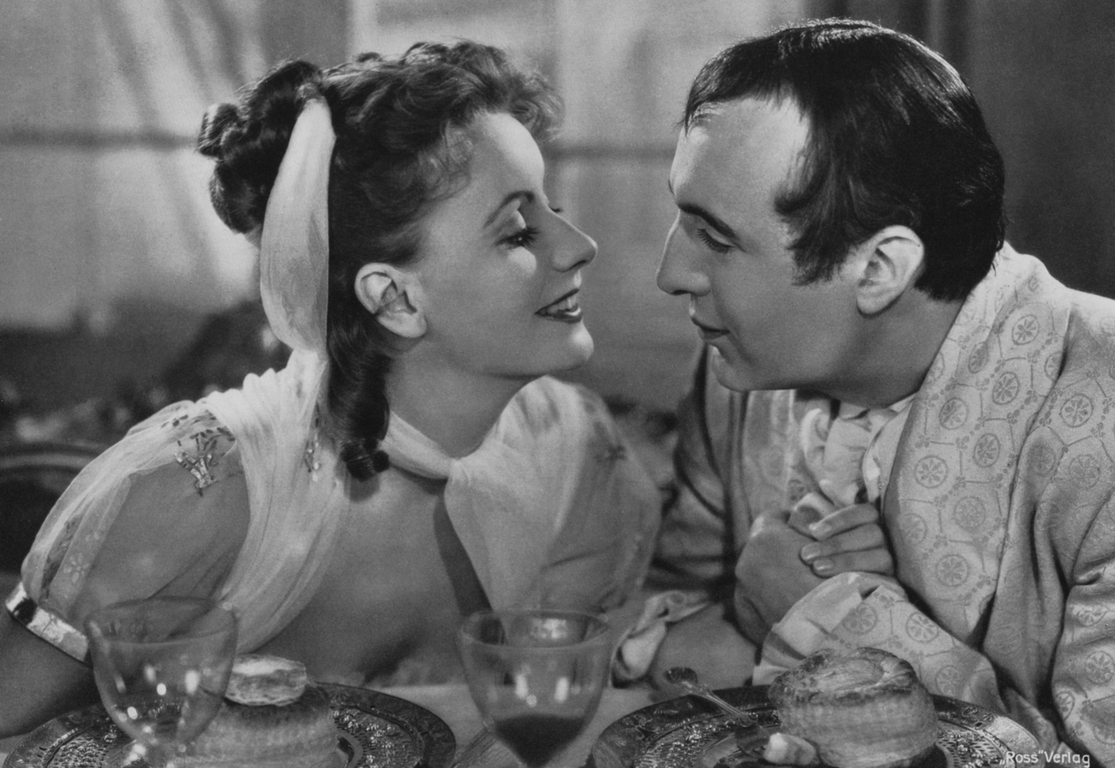 Greta Garbo e Charles Boyer in "Maria Walewska", 1937