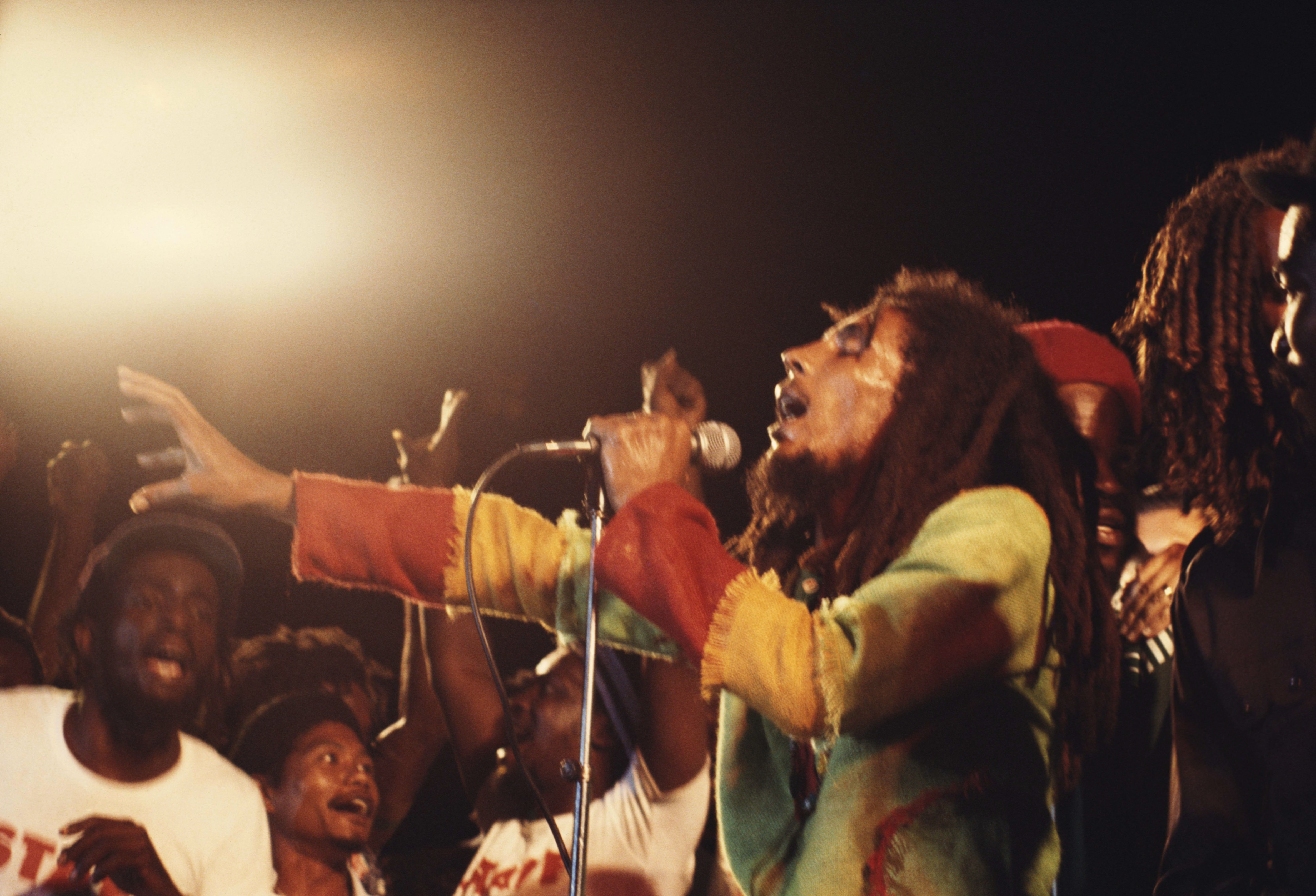 Bob Marley in concerto negli anni 70