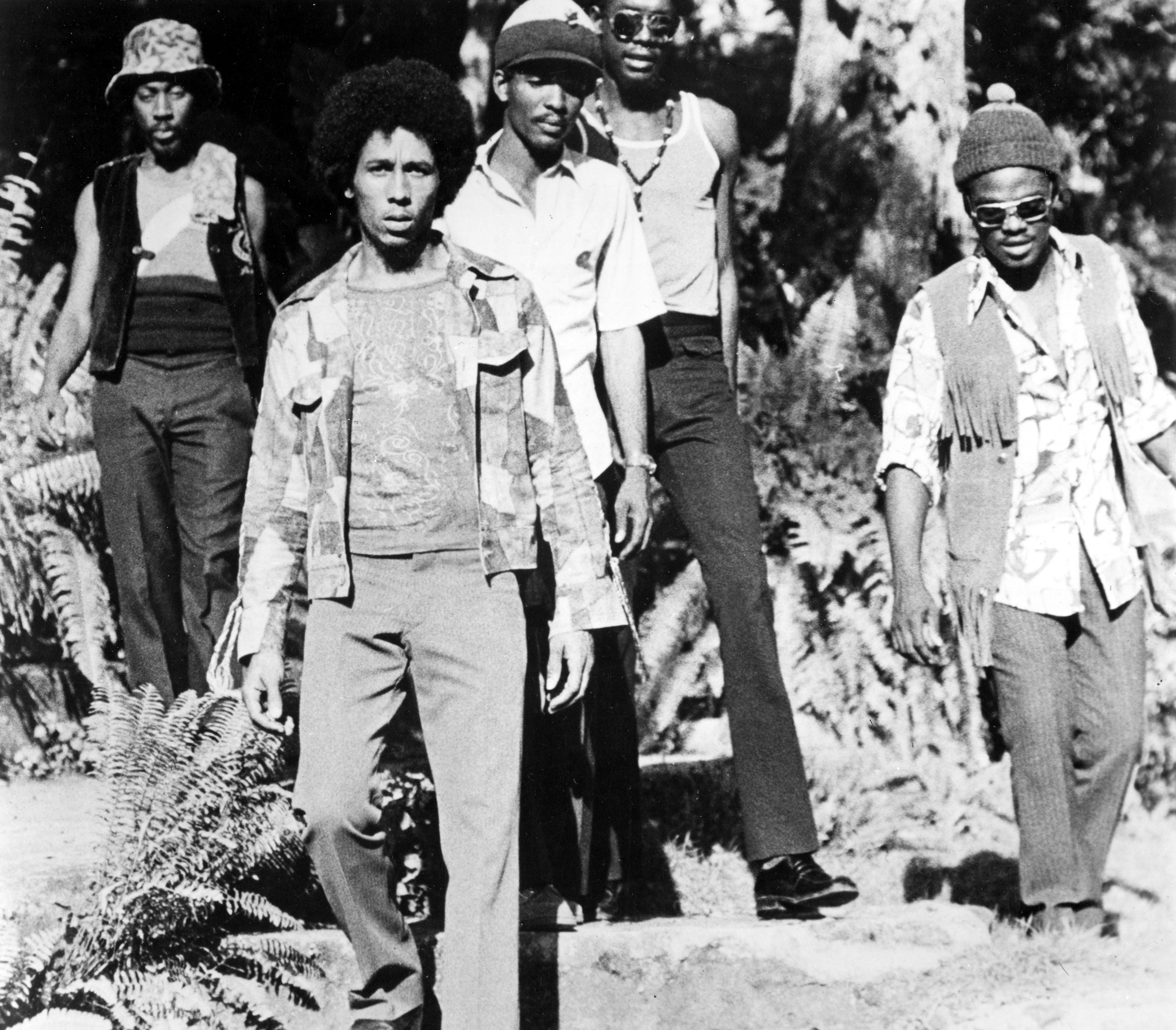 Bob Marley and the Wailers nel 1972. Da sinistra a destra: Bunny Wailer, Bob Marley, Carlton Barrett, Peter Tosh e Aston Barrett, 