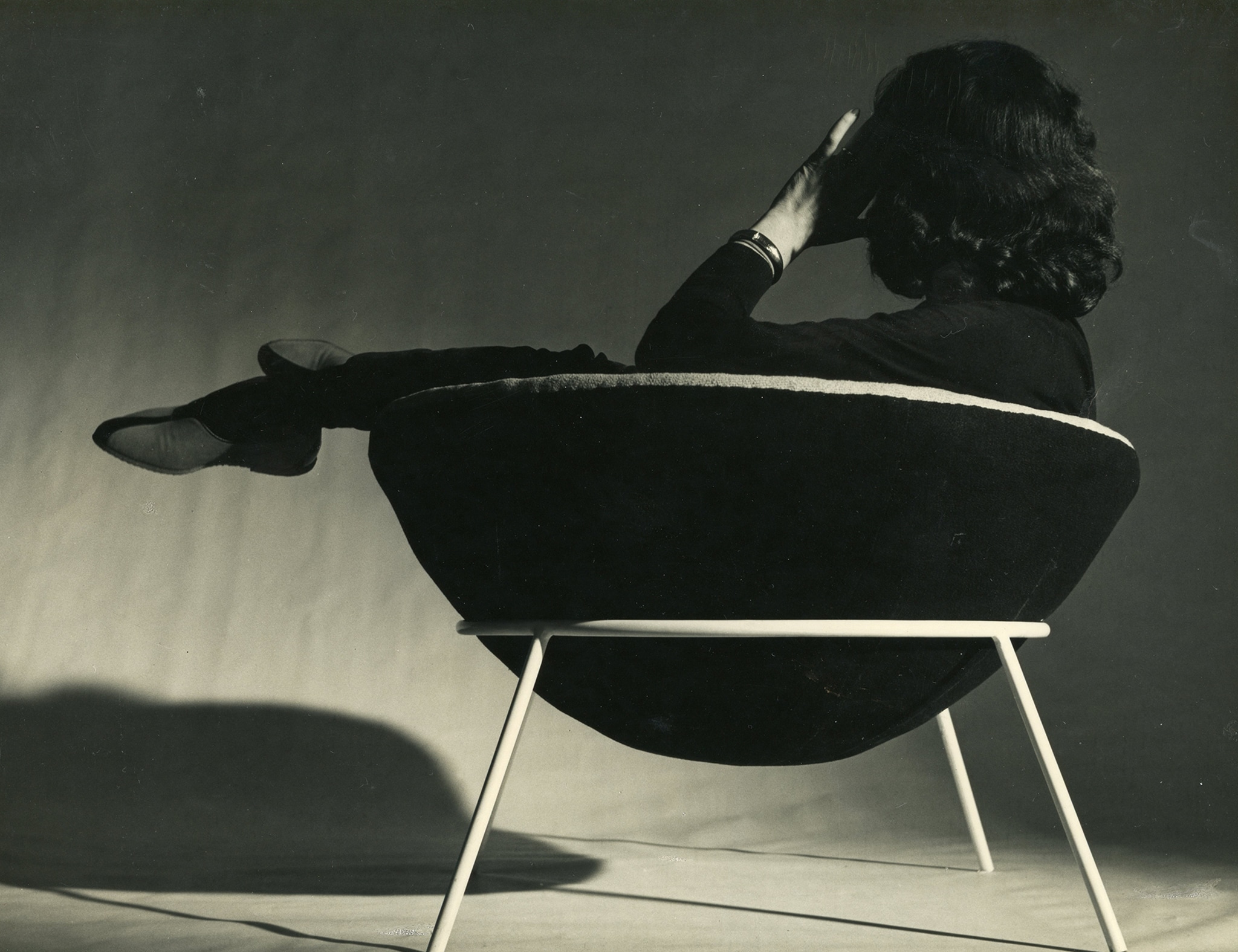 Lina Bo Bardi "Bardis Bowl Chair", 1950. Courtesy Instituto Bardi