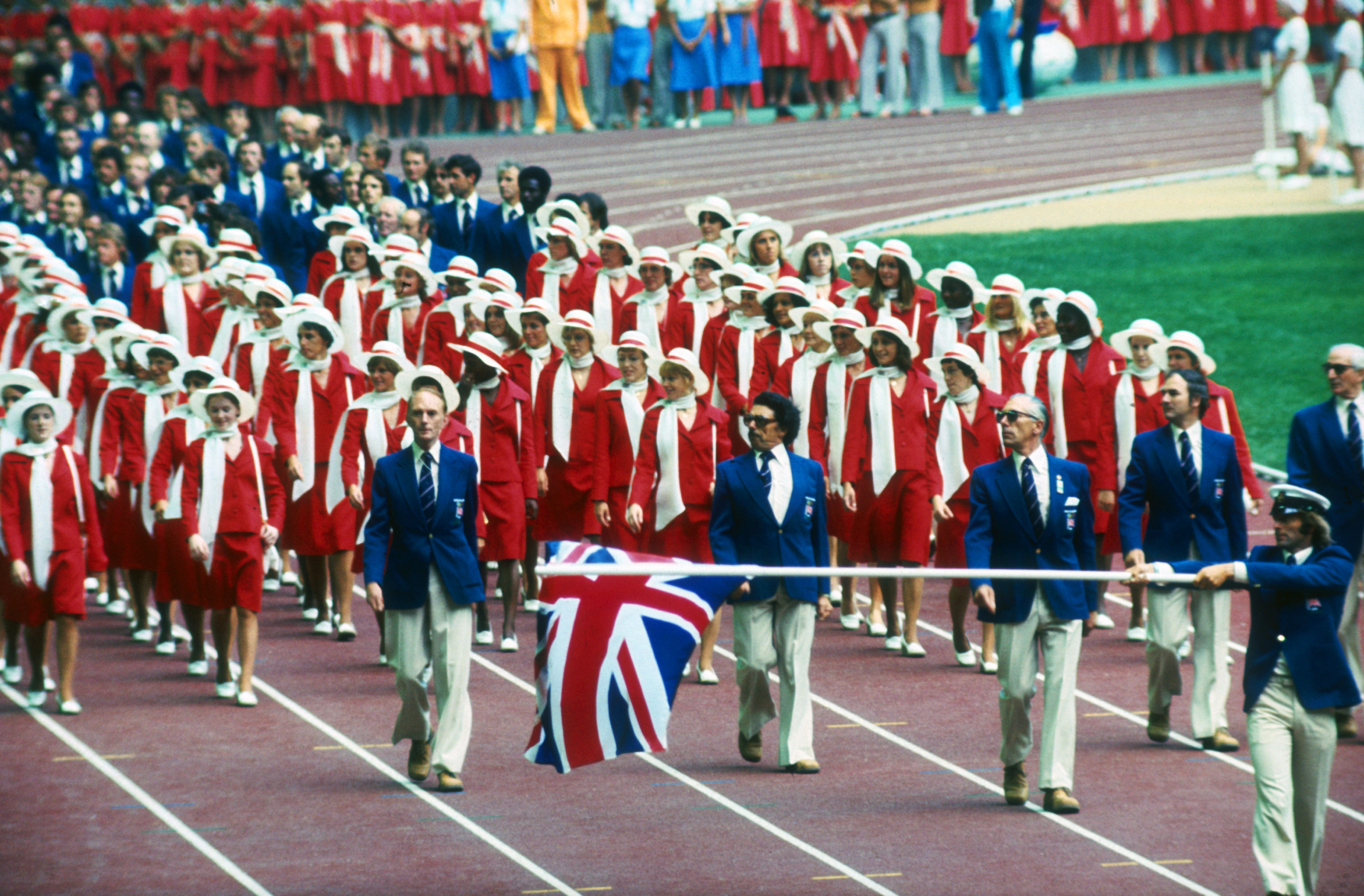 La squadra olimpica britannica durante la cerimonia d'apertura