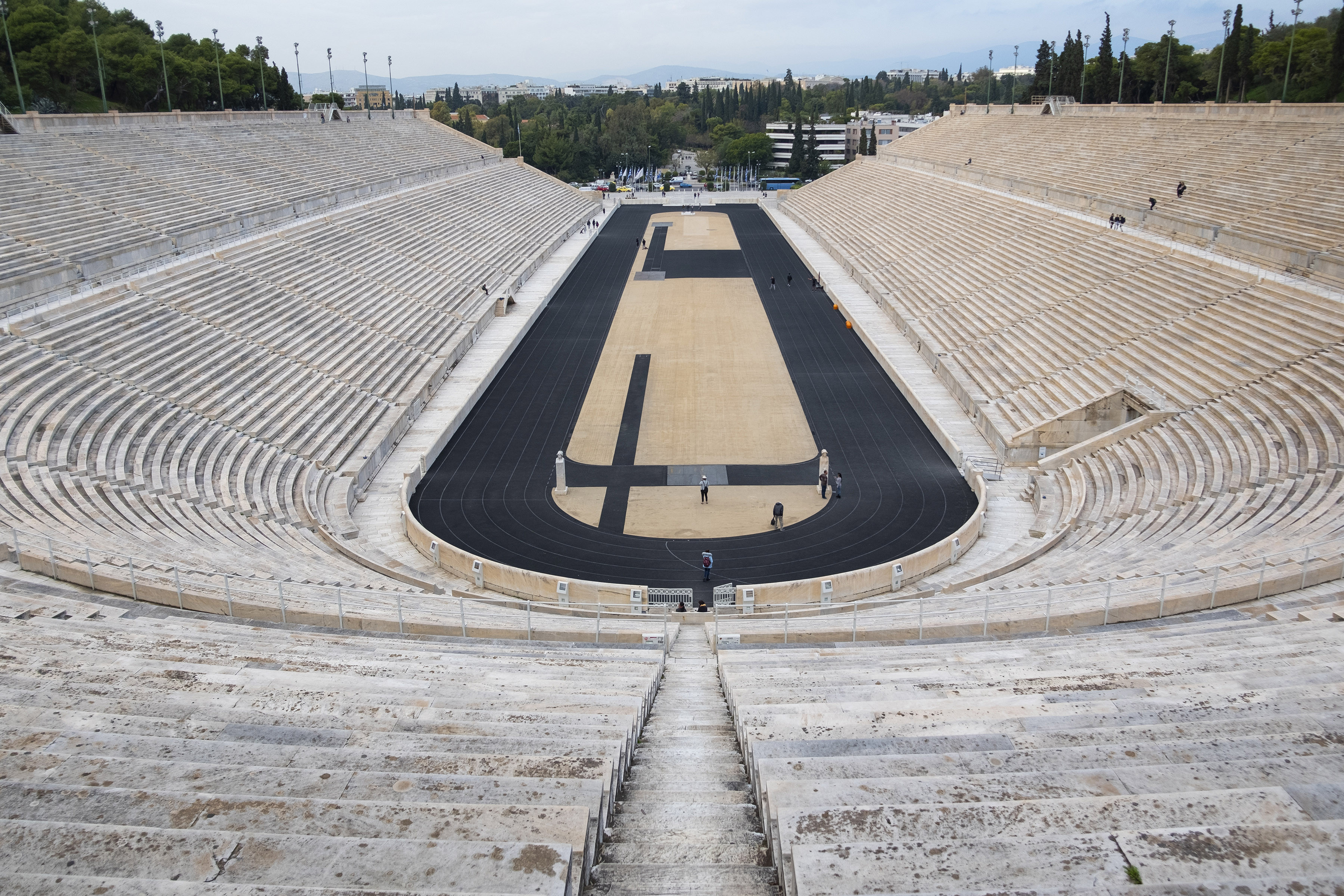 Lo Stadio Panateniese di Atene oggi. Rimane l'unico stadio al mondo interamente costruito in marmo