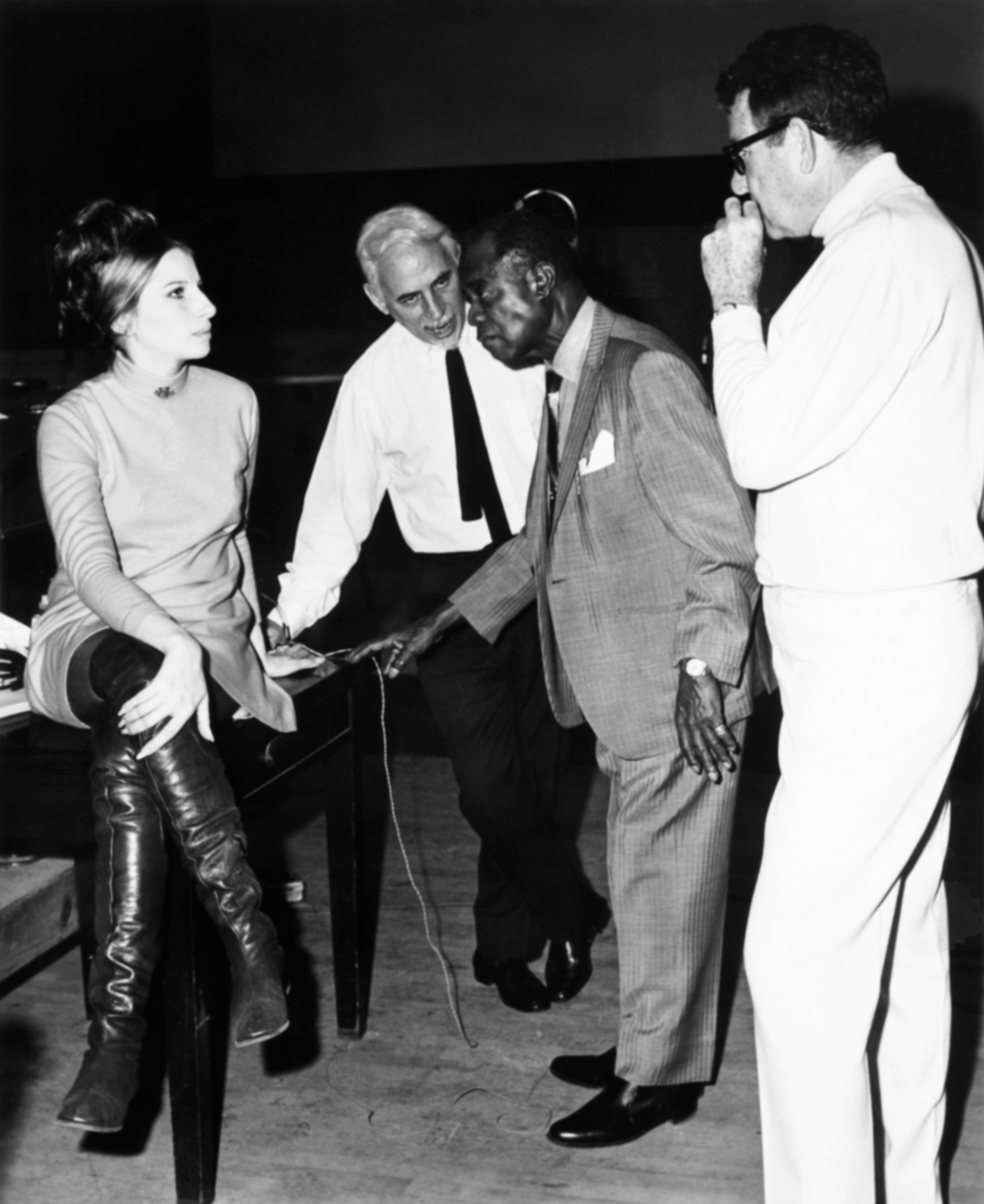 Sul set di "Hello Dolly!" nel 1967 con Barbra Streisand e, a destra, Walter Matthau