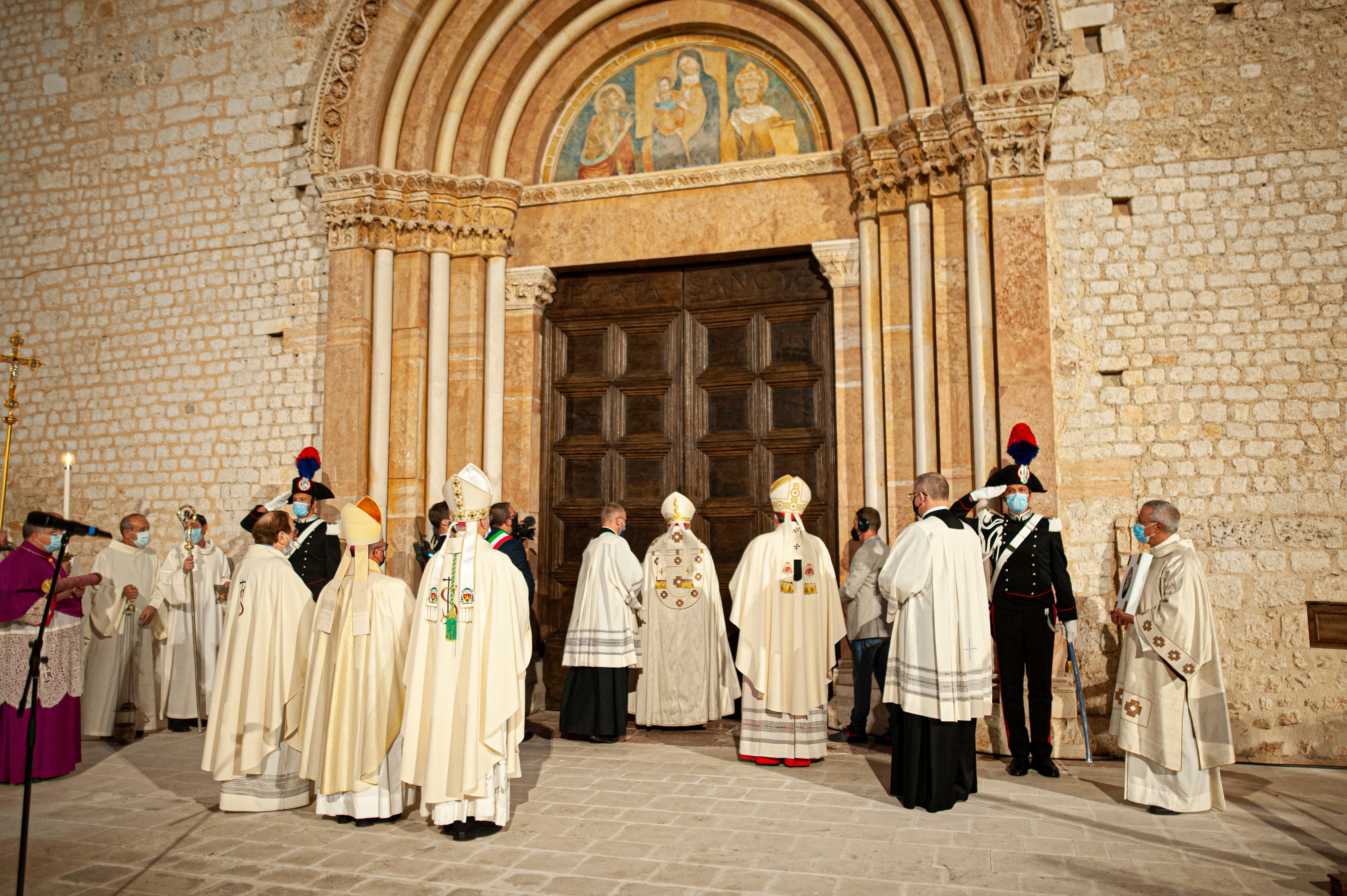 1630312066267_corteo.chiesa_Andrea.Mancini_24.jpg