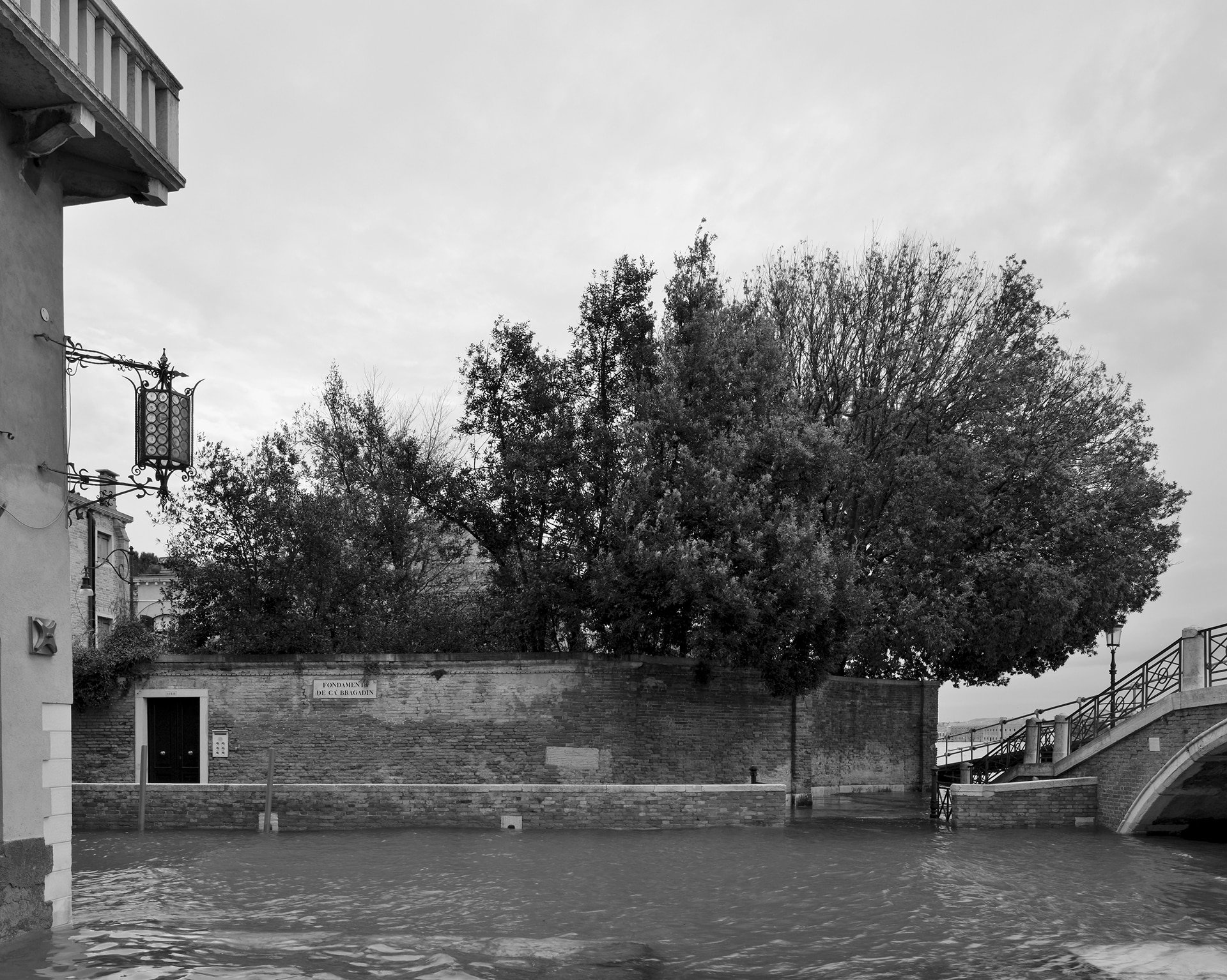 Dorsoduro, Rio de San Vio, 2014 Venice Urban Photo Project / Mario Peliti