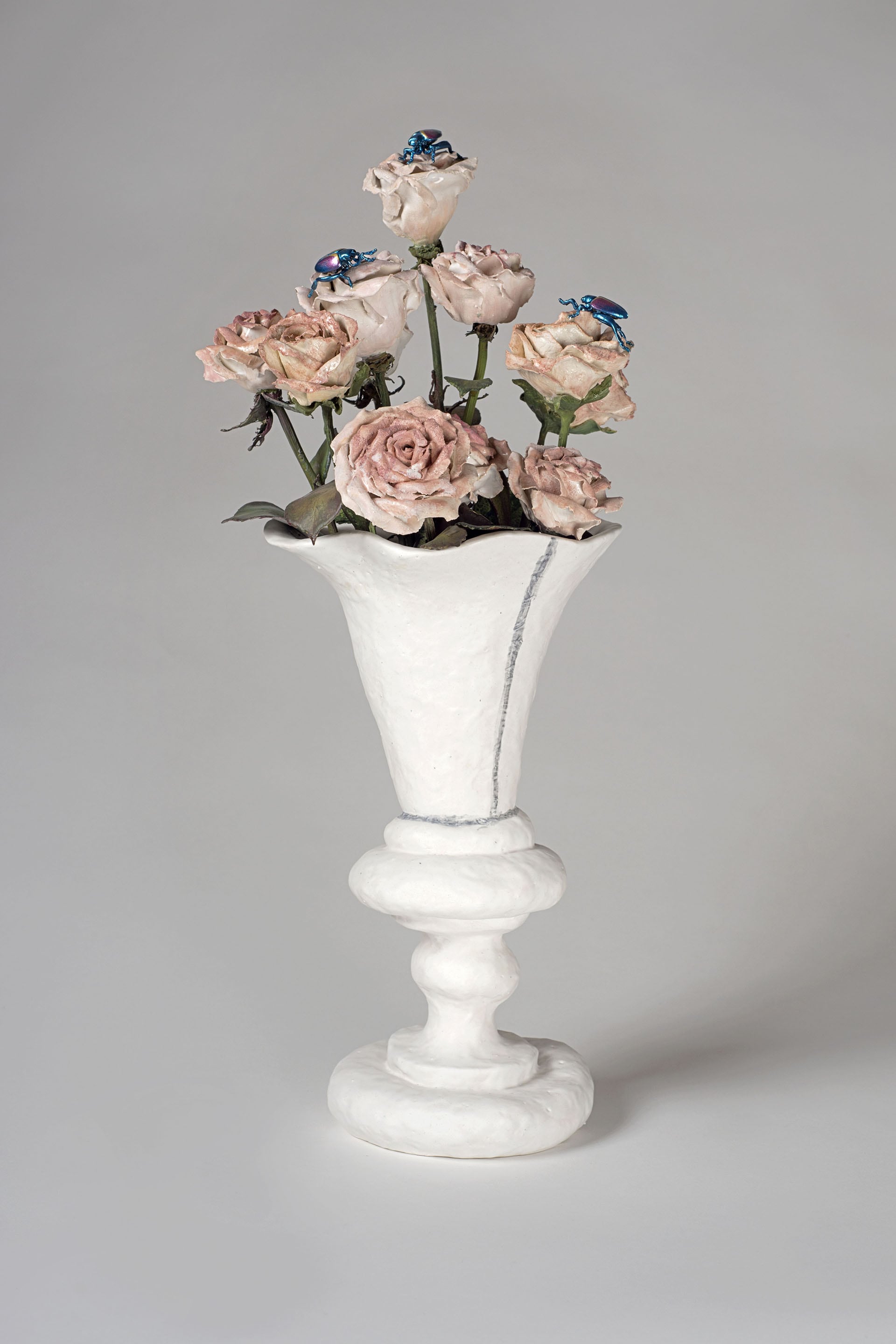 “Per Morandi”, 2020, ceramica policroma, cm. h. 50 x 22 x 23