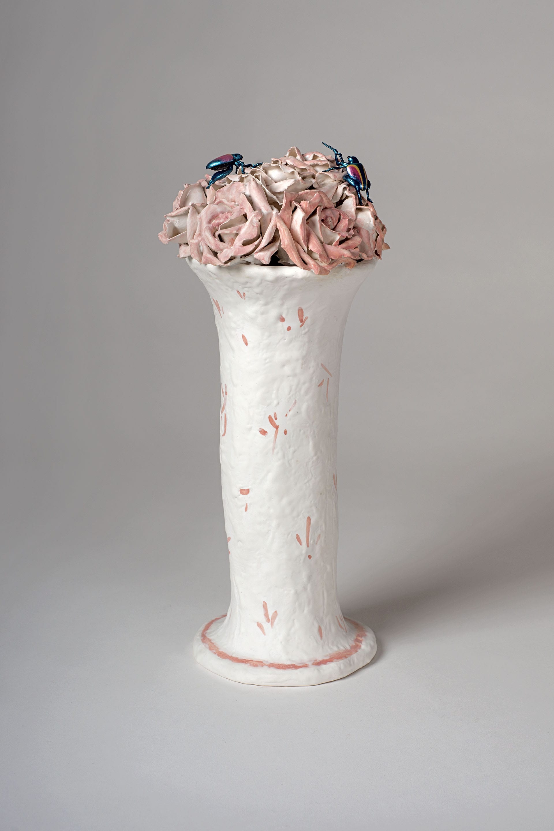 “Per Morandi”, 2020, ceramica policroma, cm. h. 35,5 x 16 x 16