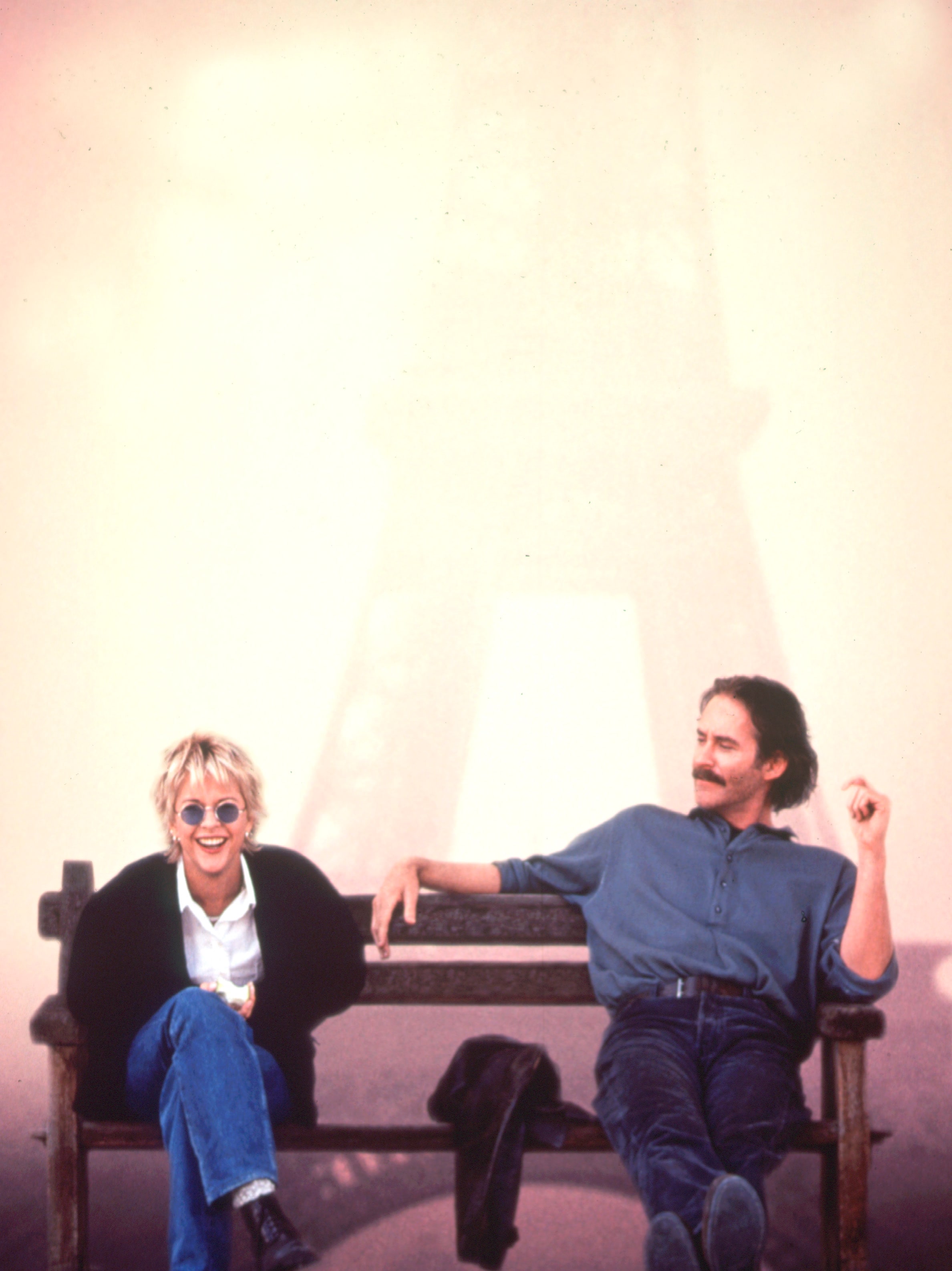 Meg Ryan e Kevin Kline in una scena di "Franch Kiss", 1995
