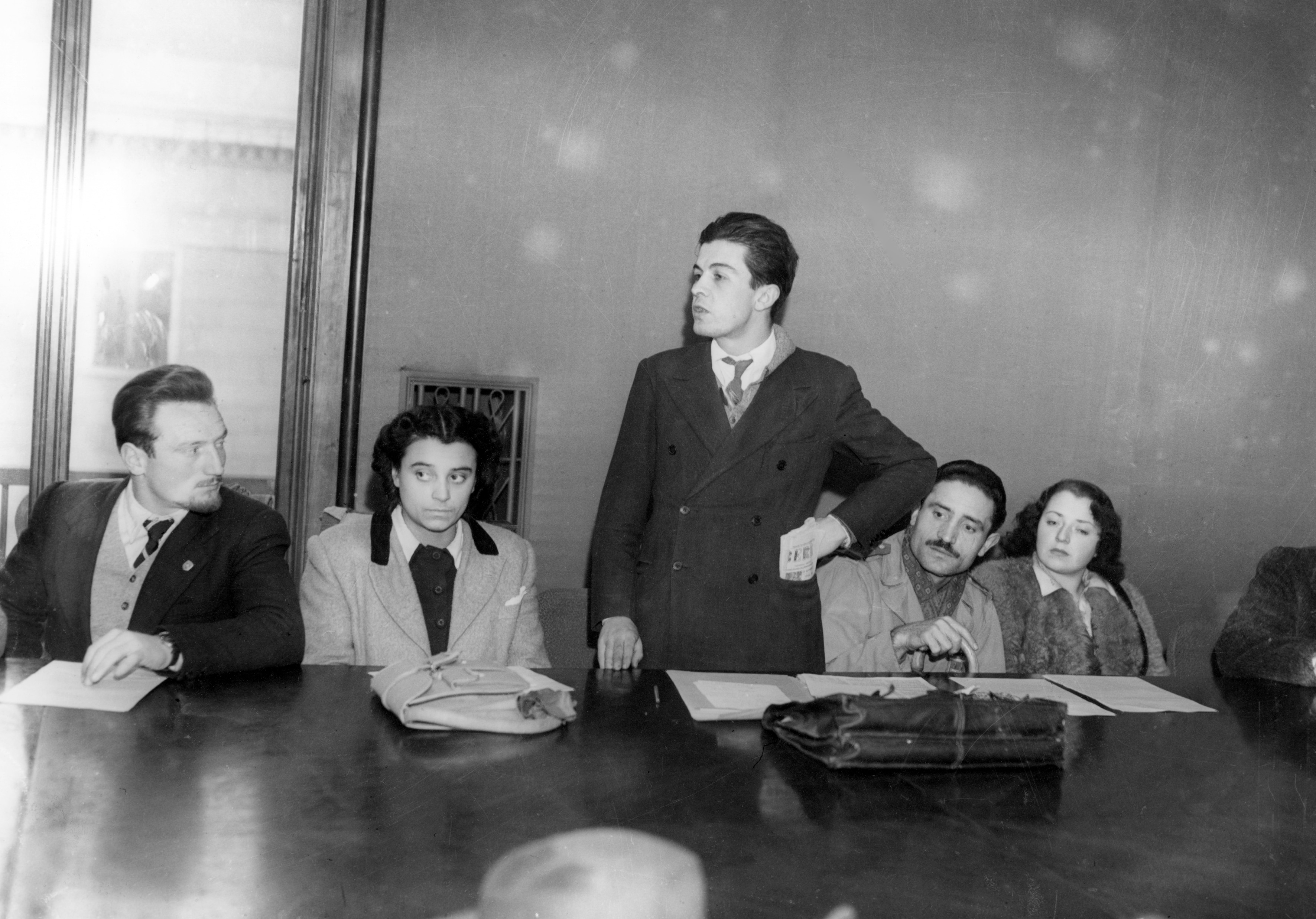 Nel 1945, al congresso del Fronte della Gioventù. Berlinguer riesce a potenziare l'organizzazione giovanile del partito, facendola diventare in pochi anni una vera e propria organizzazione di massa con un totale di quattrocentosessantamila iscritti