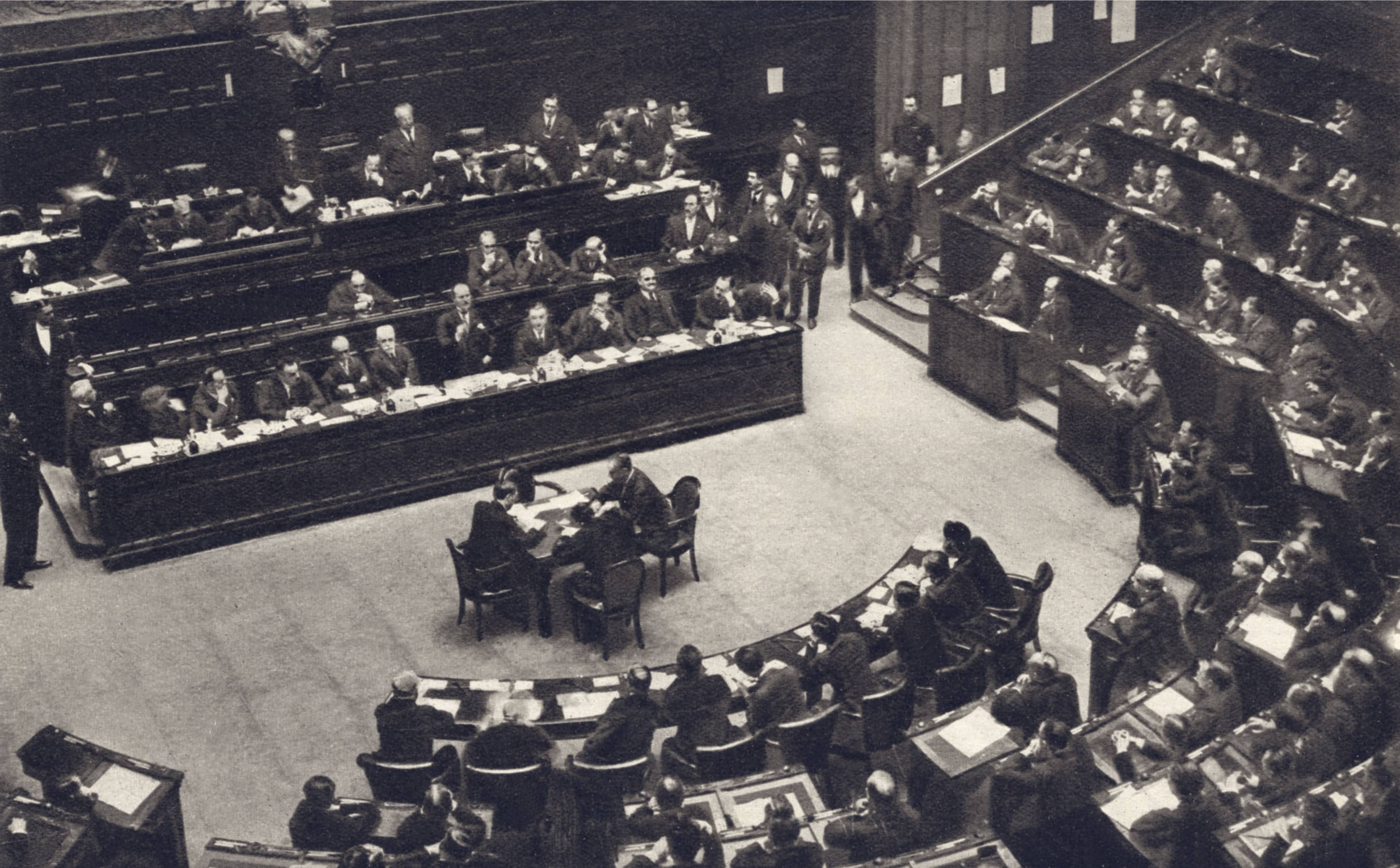 3 gennaio 1925, discorso del Duce Benito Mussolini alla Camera nel quale si assume la responsabilità di quanto accaduto il 10 giugno 1924 a Matteotti