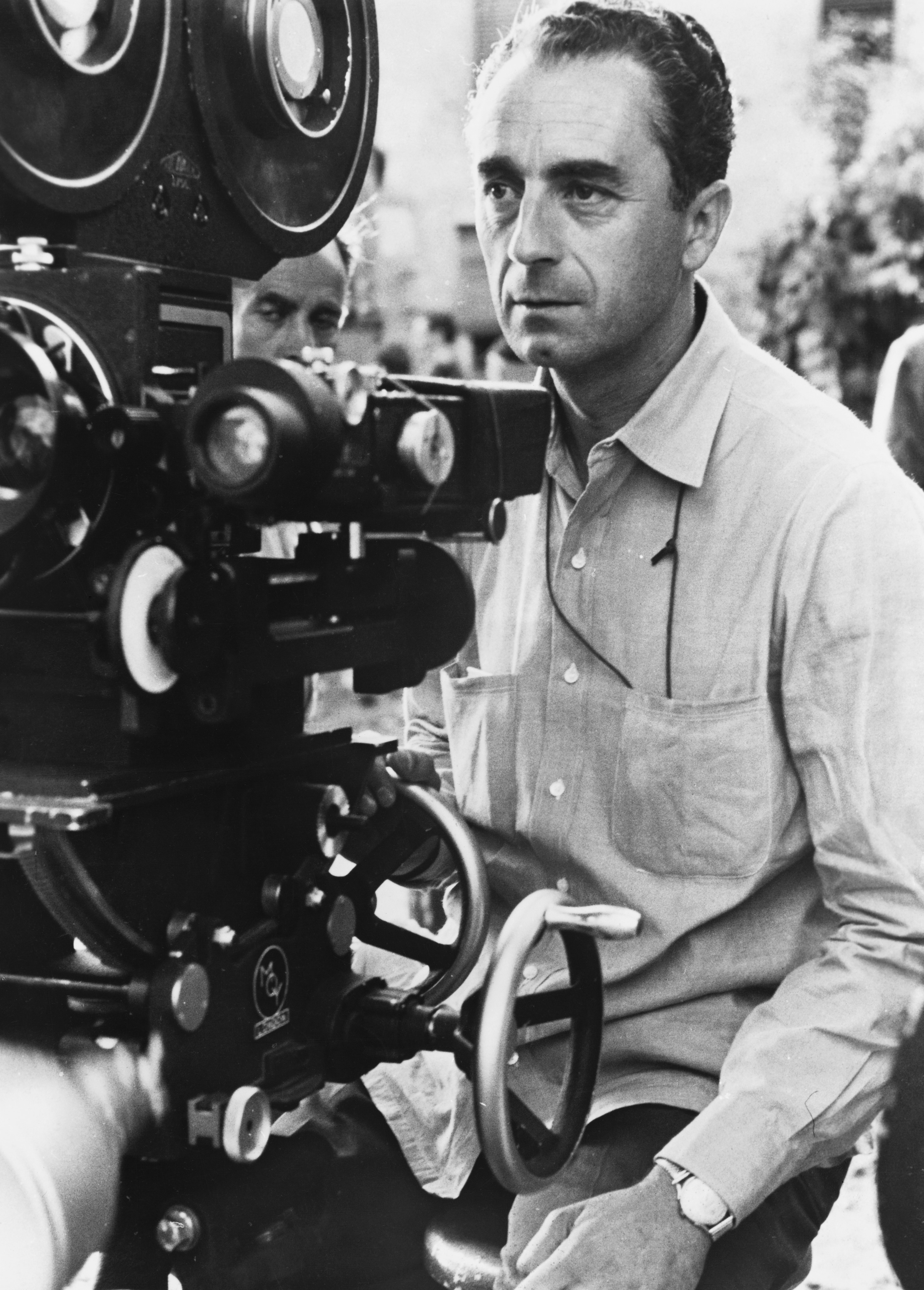 1960, Antonioni sul set del film "L'avventura"