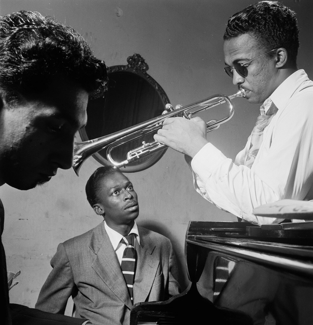 Settembre 1947. Howard McGhee e Miles Davis. © Courtesy William P. Gottlieb Library of Congress
