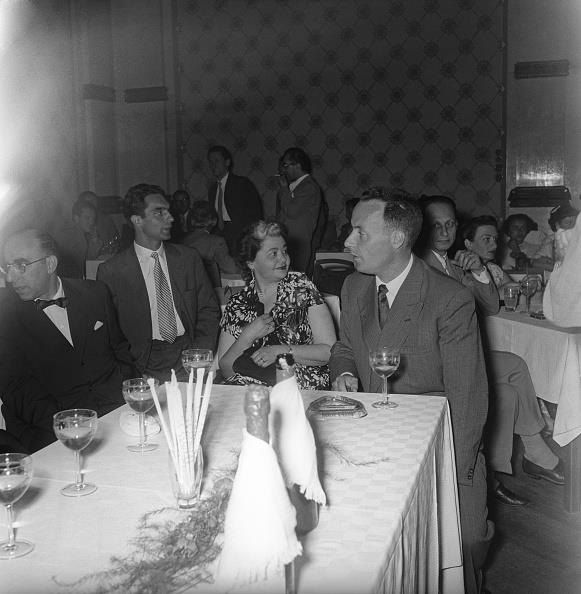 1954, Premio San Pellegrino, a destra si intravede Giorgio Bassani