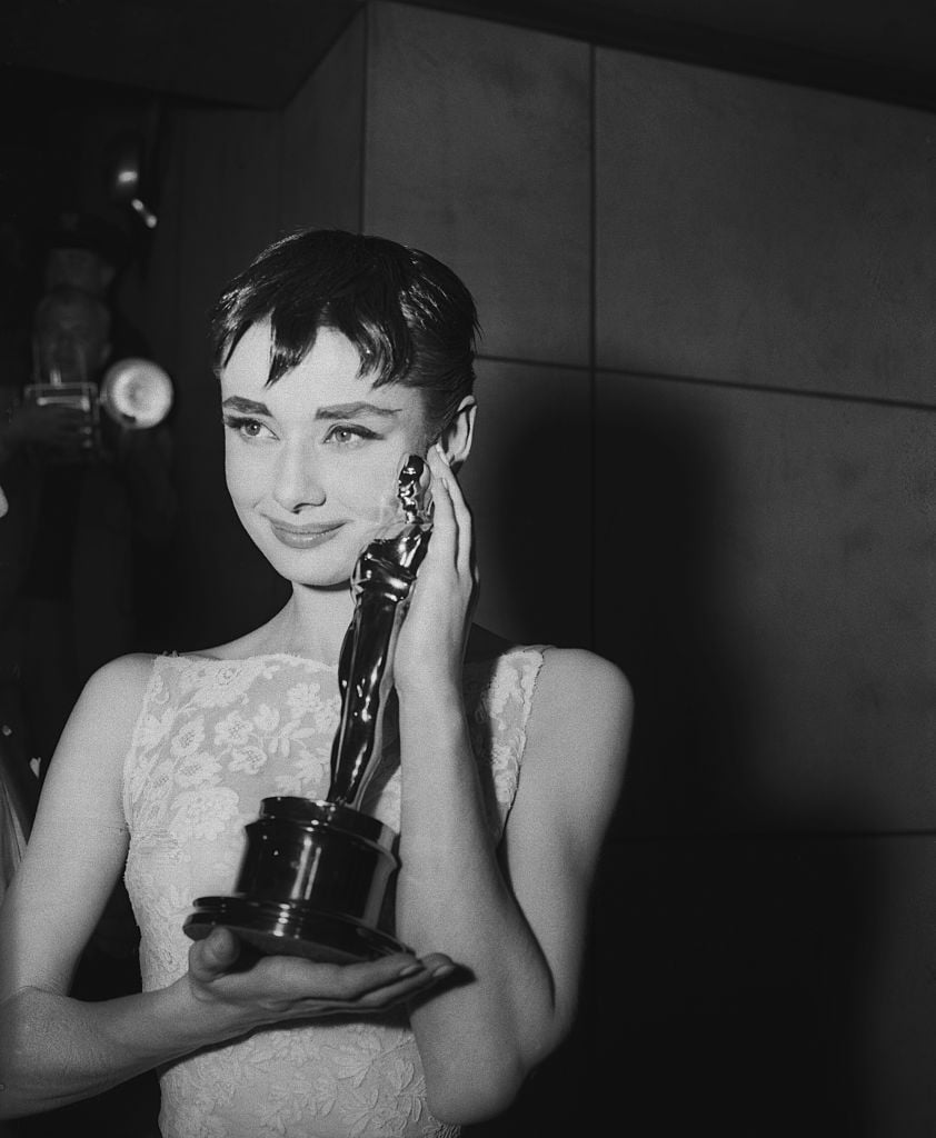 Nel 1954 l'Academy premia la giovane protagonista di "Vacanze romane" con l'Oscar per la migliore interpretazione femminile