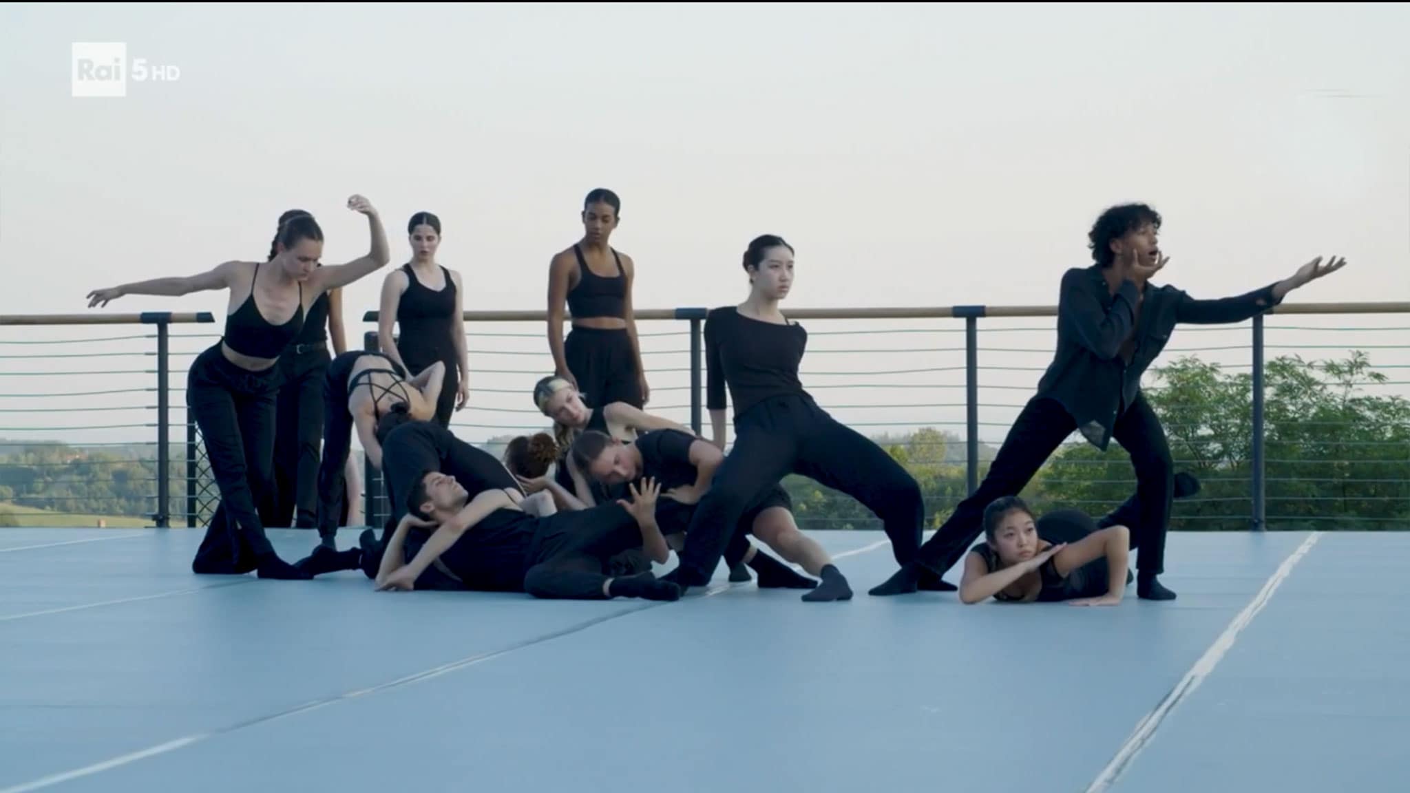 La natura della danza. Batsheva Dance Company a Orsolina28 | Teatro e ...