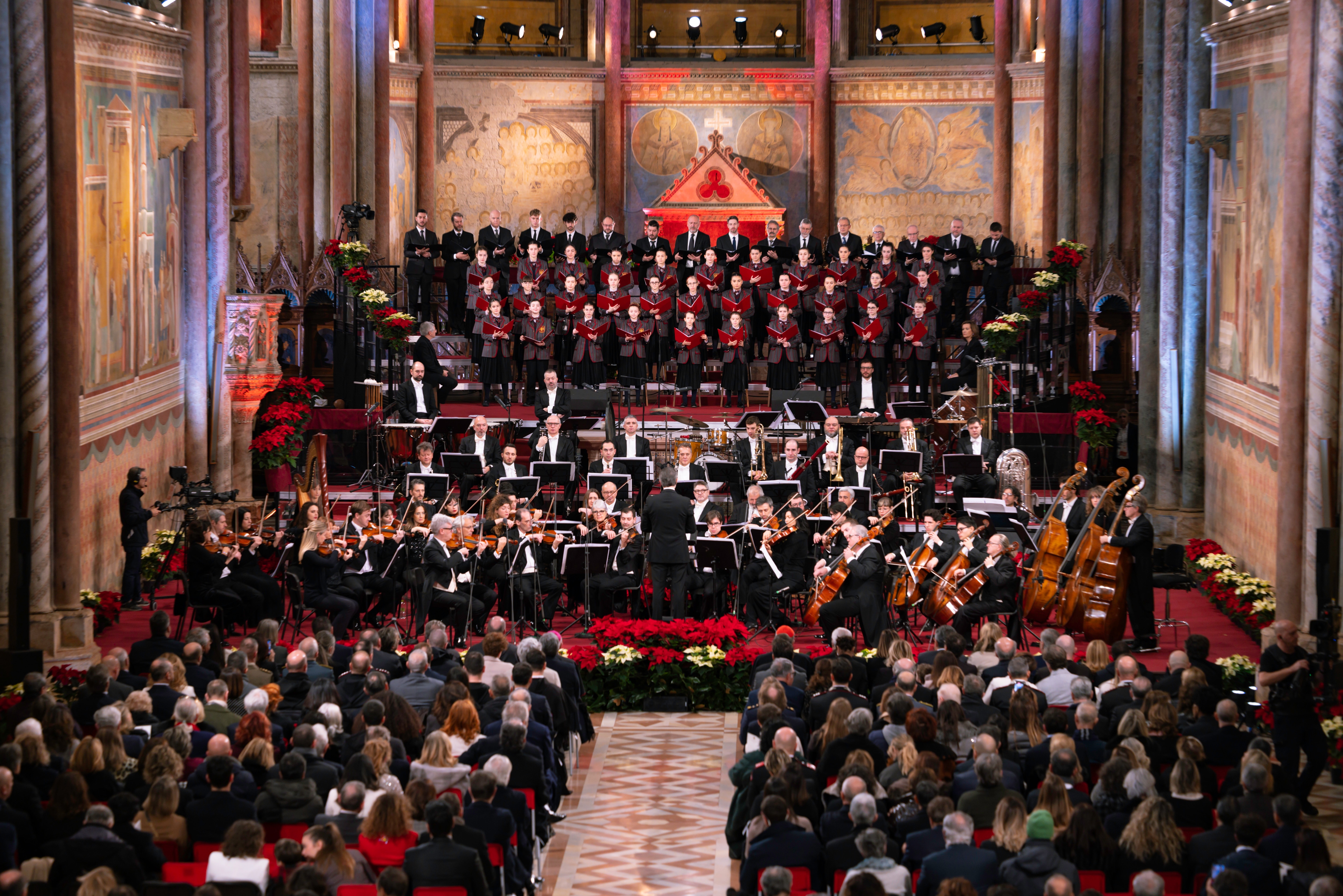 Le foto del XXXVIII Concerto di Natale da Assisi