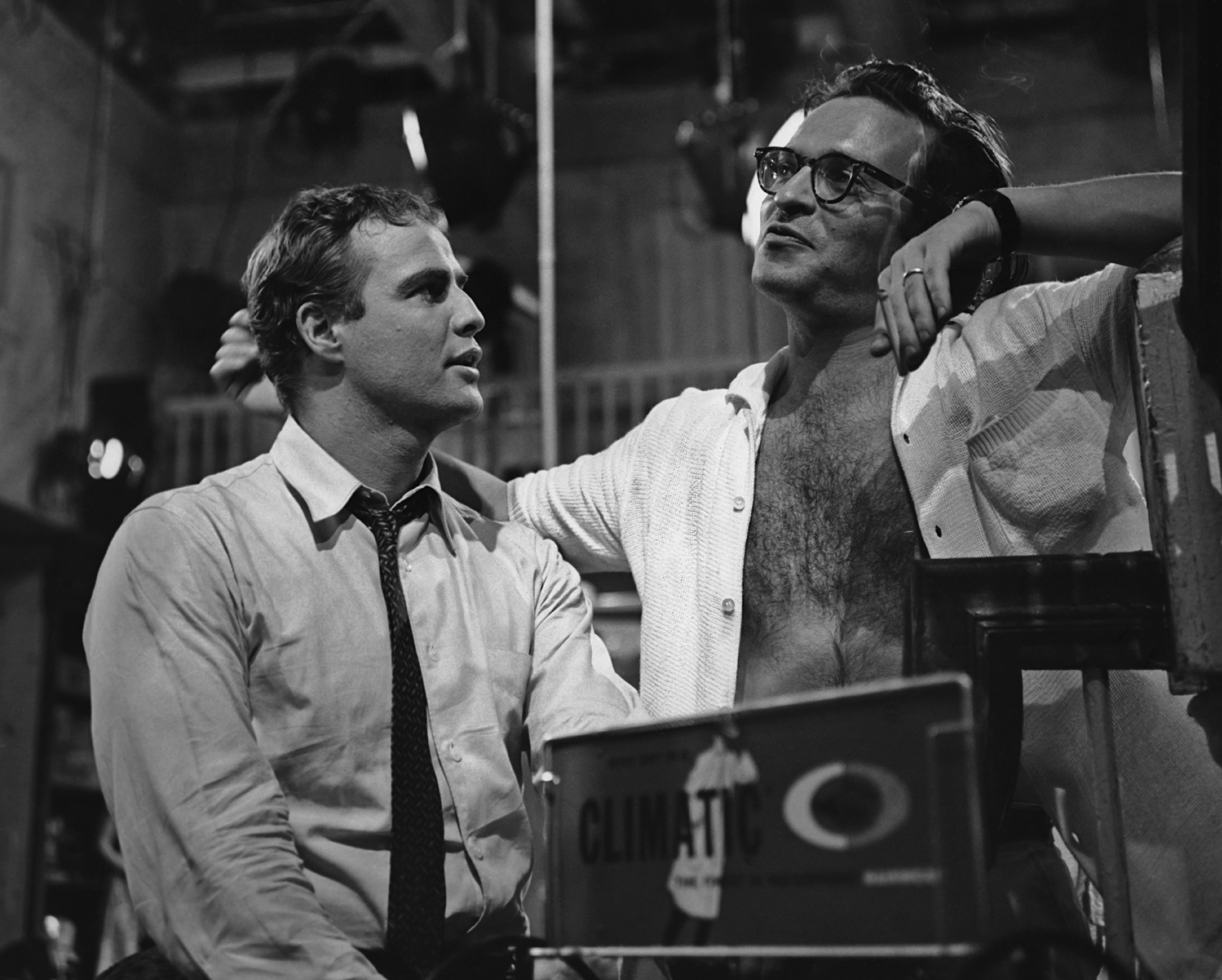Brando con il regista Sidney Lumet sul set del film del 1960 "Il fuggitivo"