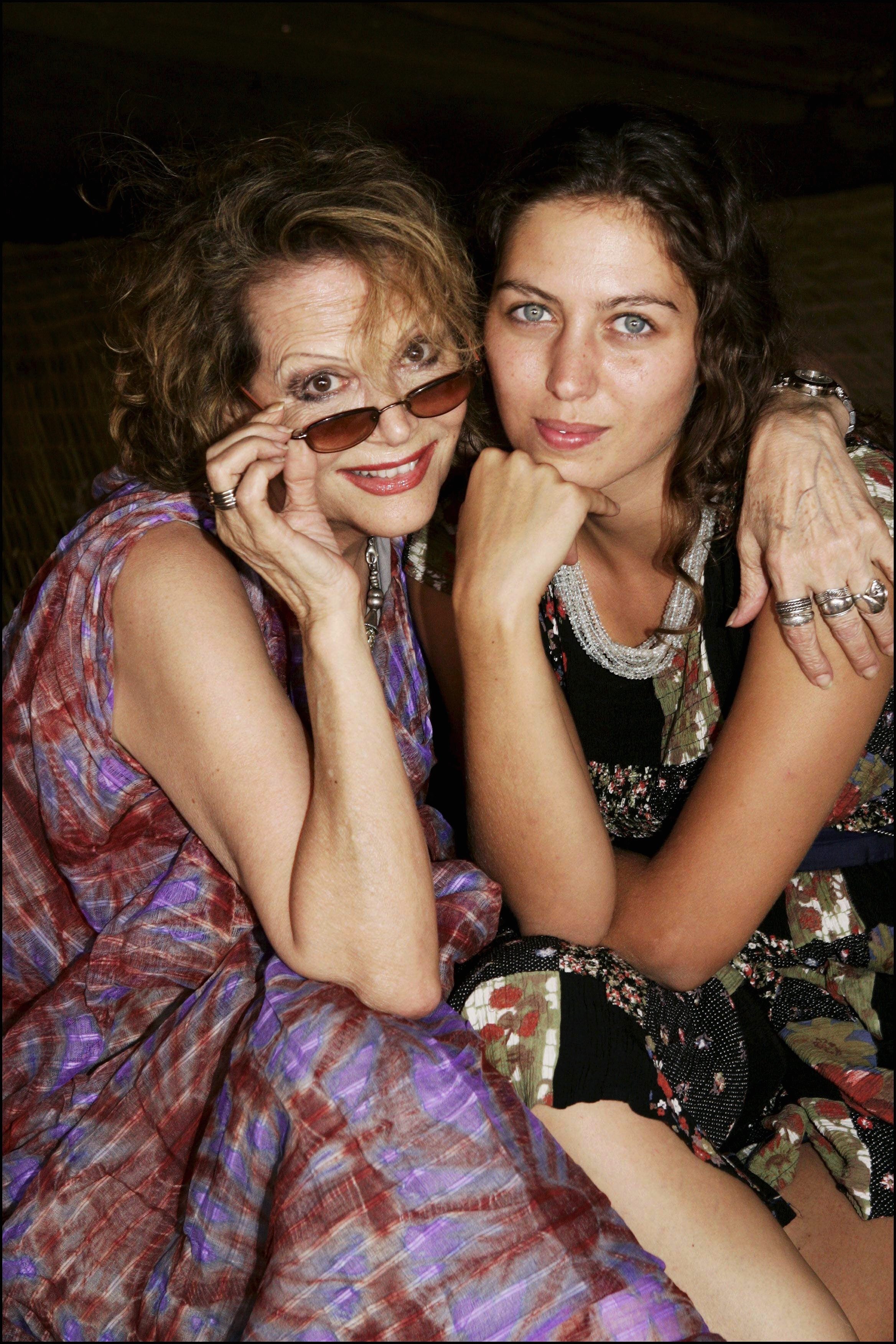 Con la figlia Claudia Squitieri nel 2004