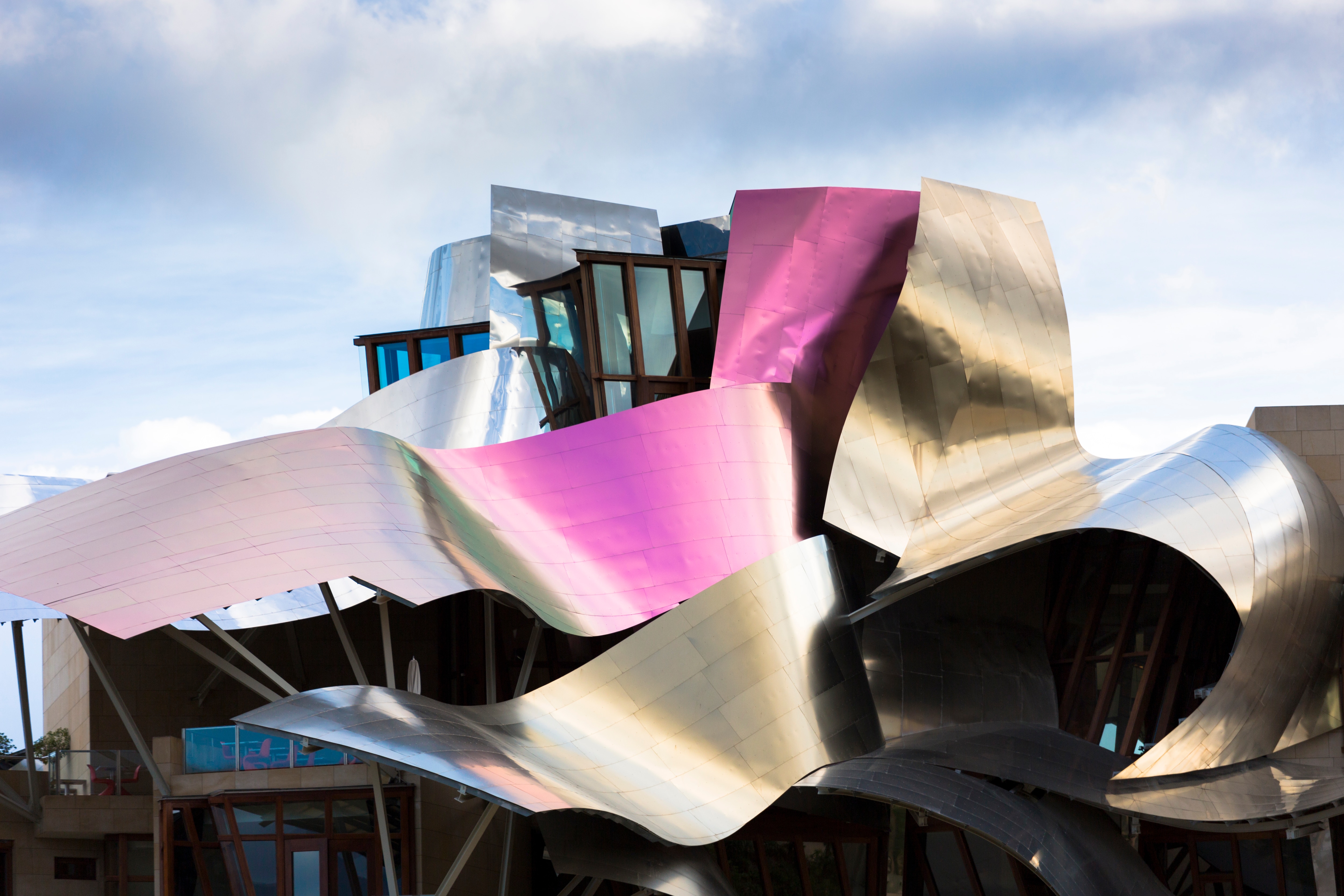 L'Hotel Marqués de Riscal (Elciego, Spagna)