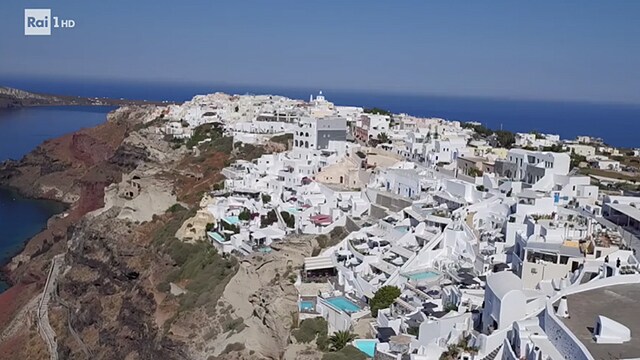 Fuori luogo-Santorini il mito del Dio dei vulcani